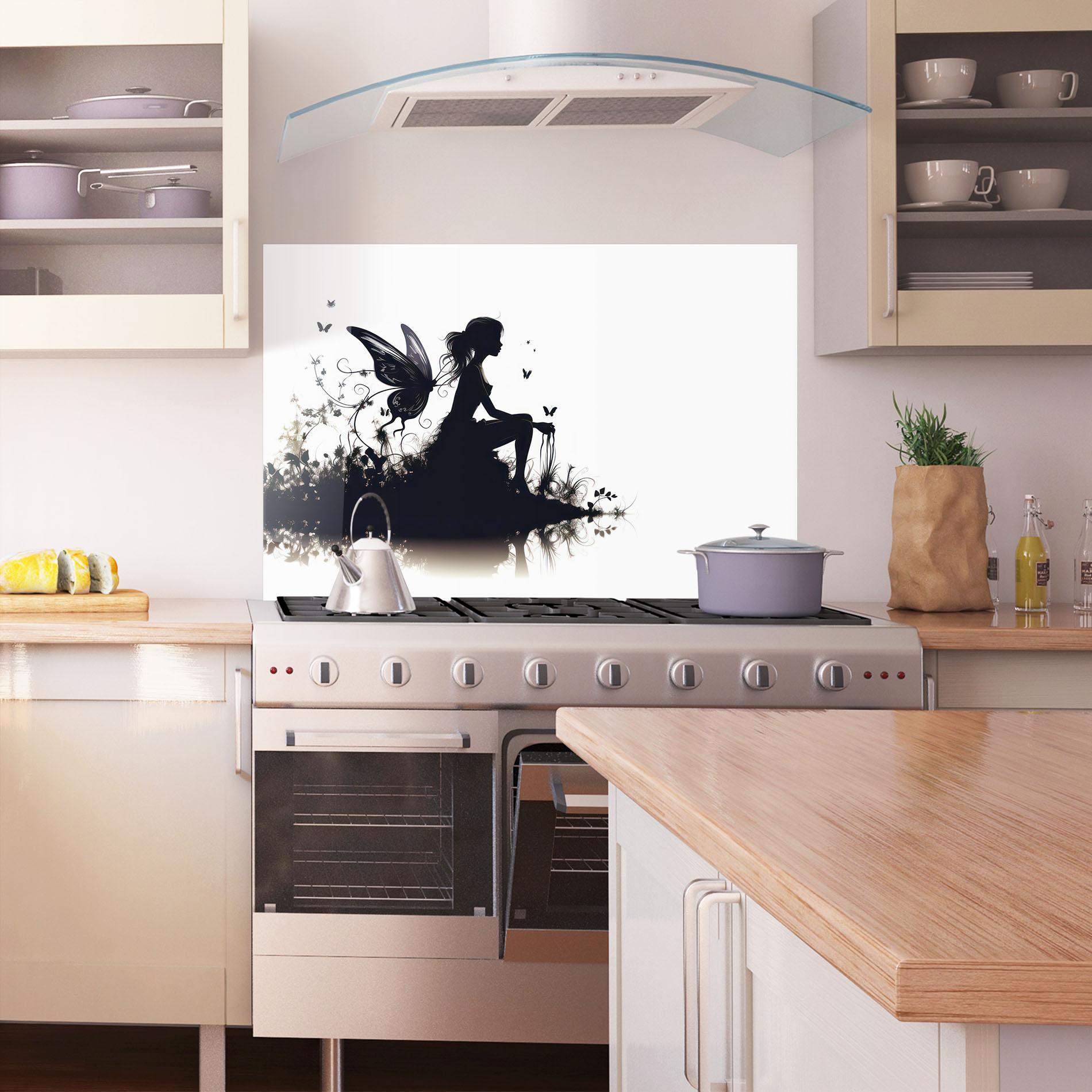 Küchenrückwand Glas Butterfly Woman Shilouette mockup 1