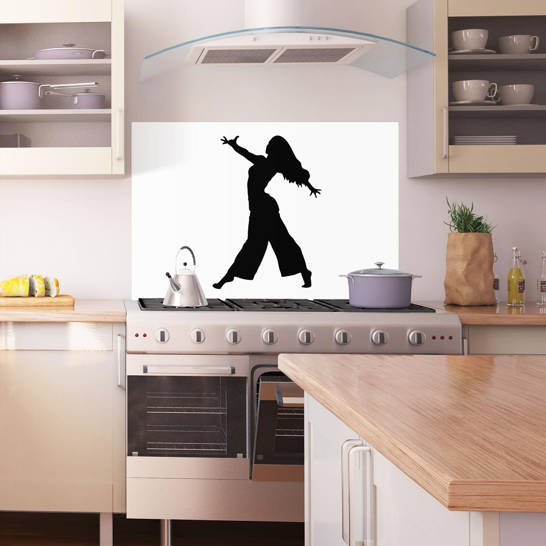 Küchenrückwand Glas Dance Silhouette mockup 1