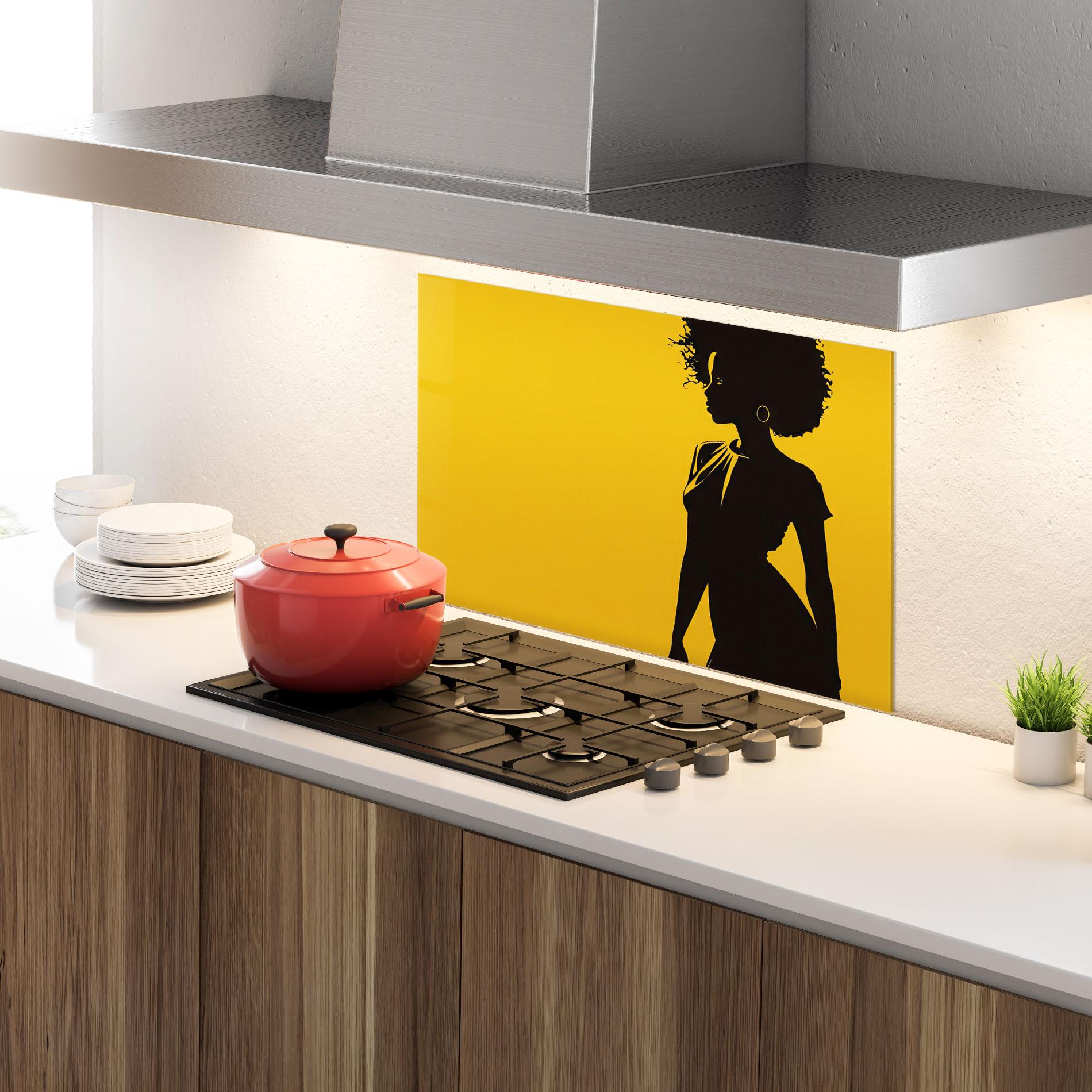Küchenrückwand Glas Afro Woman Shilouette mockup 4