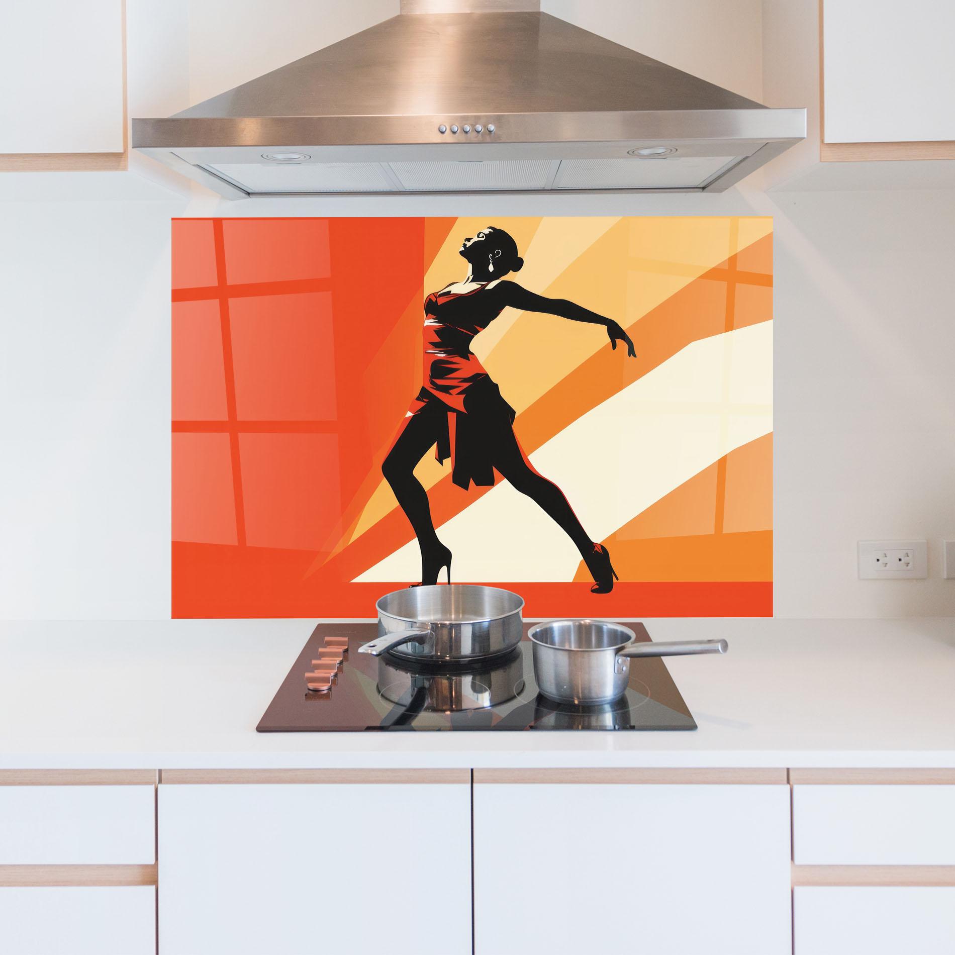 Küchenrückwand Glas Red Dress Shilouette mockup 5