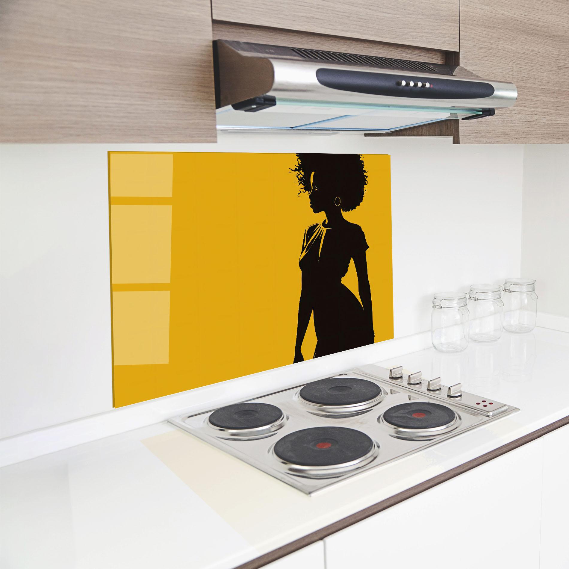 Küchenrückwand Glas Afro Woman Shilouette mockup 8