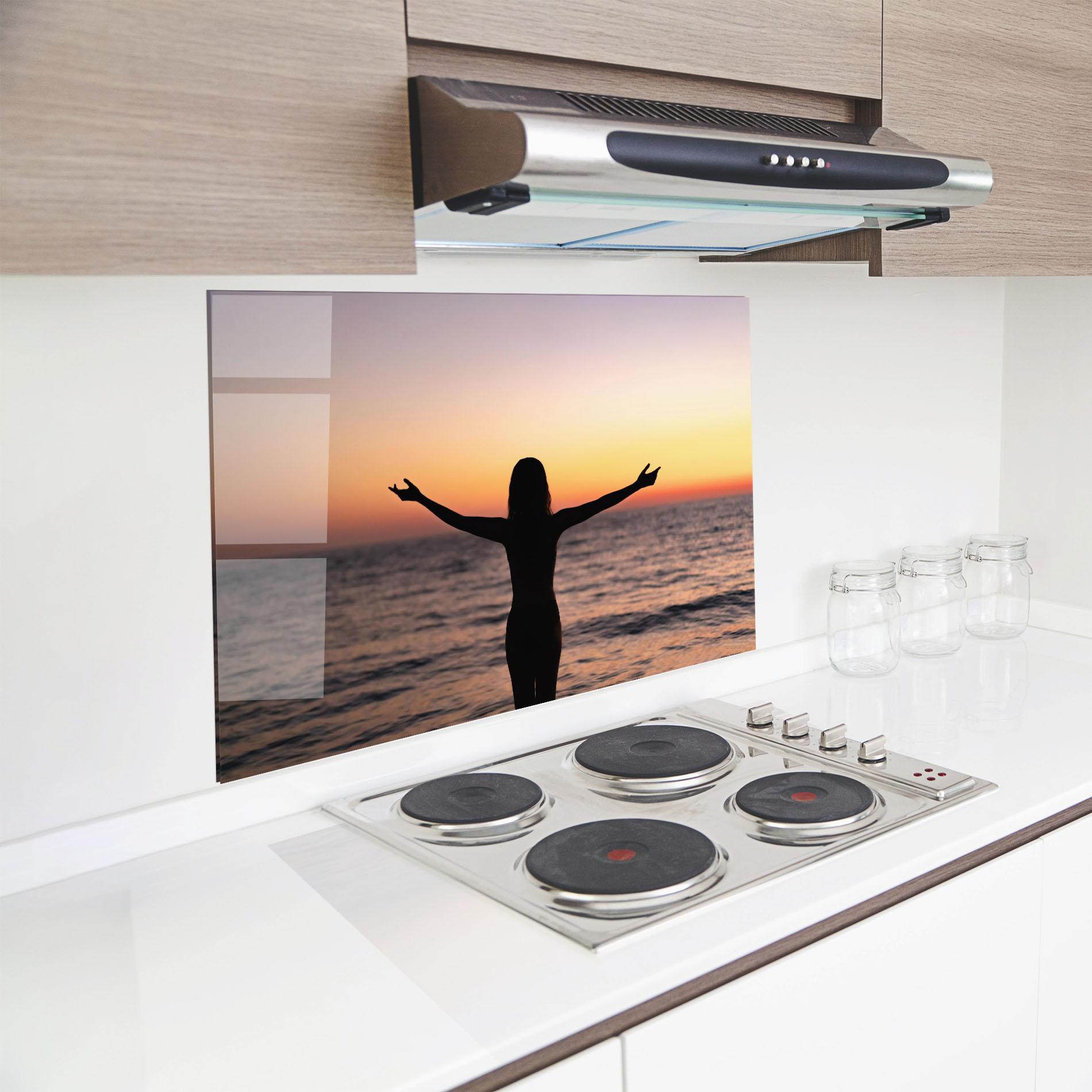 Küchenrückwand Glas Feeling Freedom mockup 8