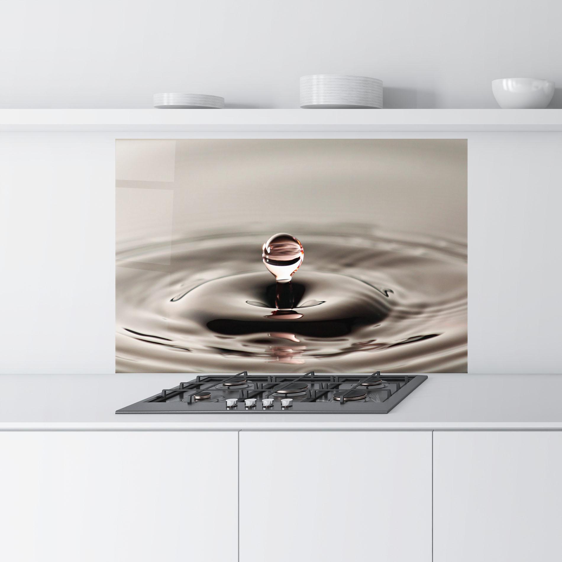 Küchenrückwand Glas Close Red Water Drop mockup 9