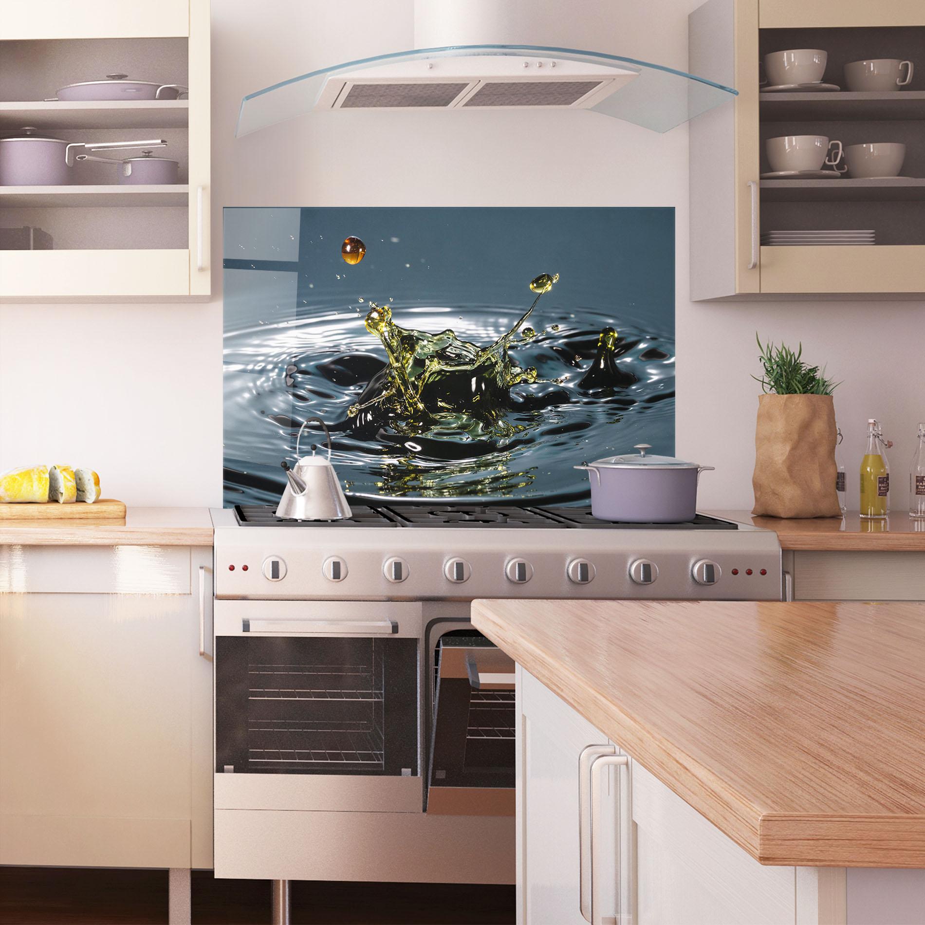 Küchenrückwand Glas Beautiful Life Water mockup 1