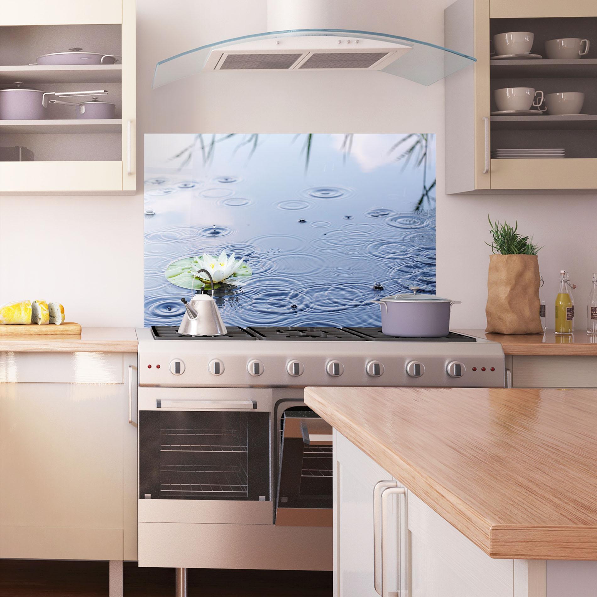 Küchenrückwand Glas Clear Lake Rain mockup 1