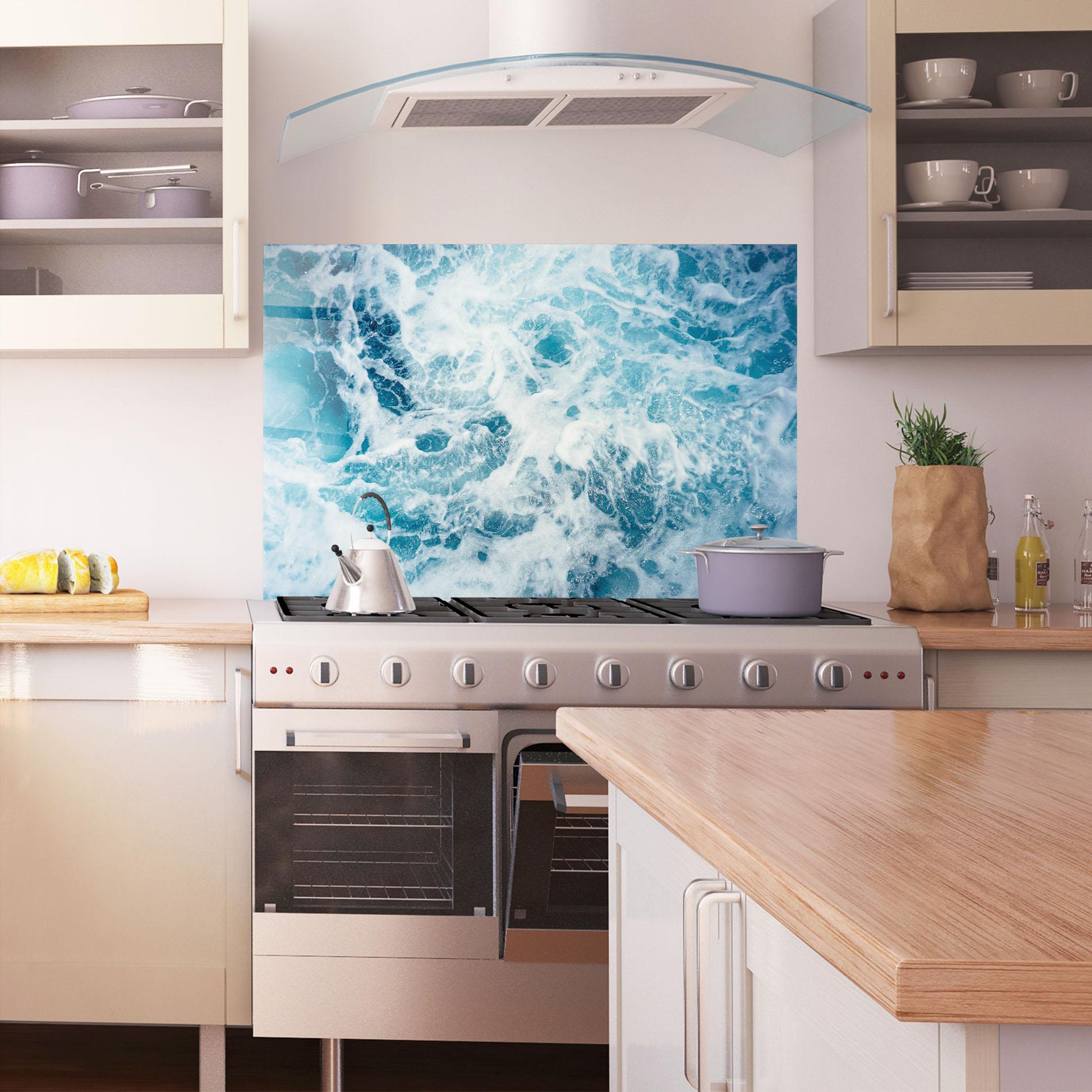 Küchenrückwand Glas White Water Wave mockup 1