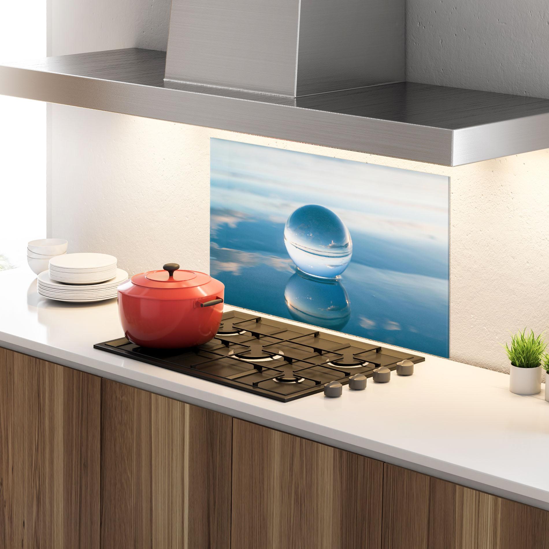 Küchenrückwand Glas Crystal Ball Reflecting mockup 4