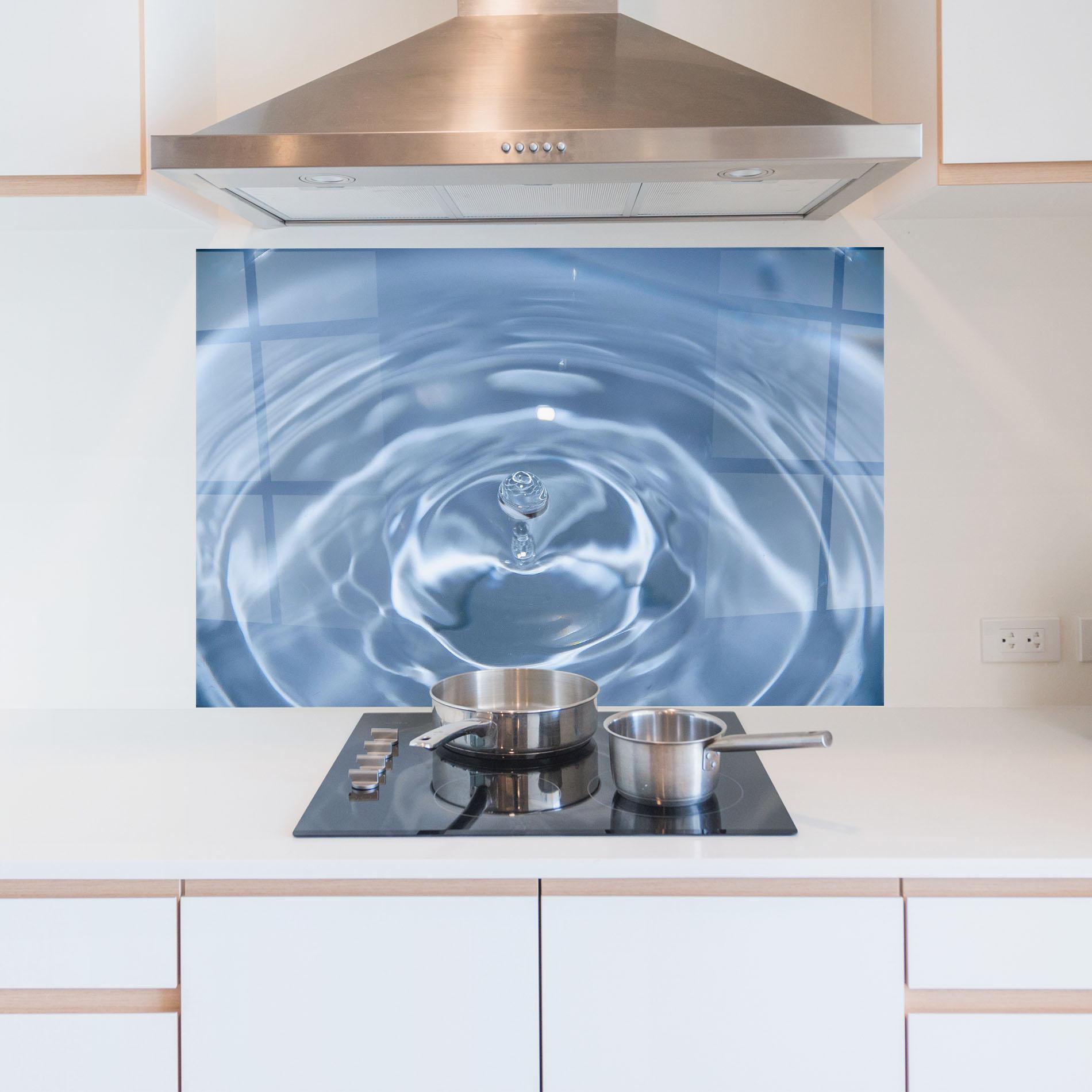 Küchenrückwand Glas Clean Water mockup 5