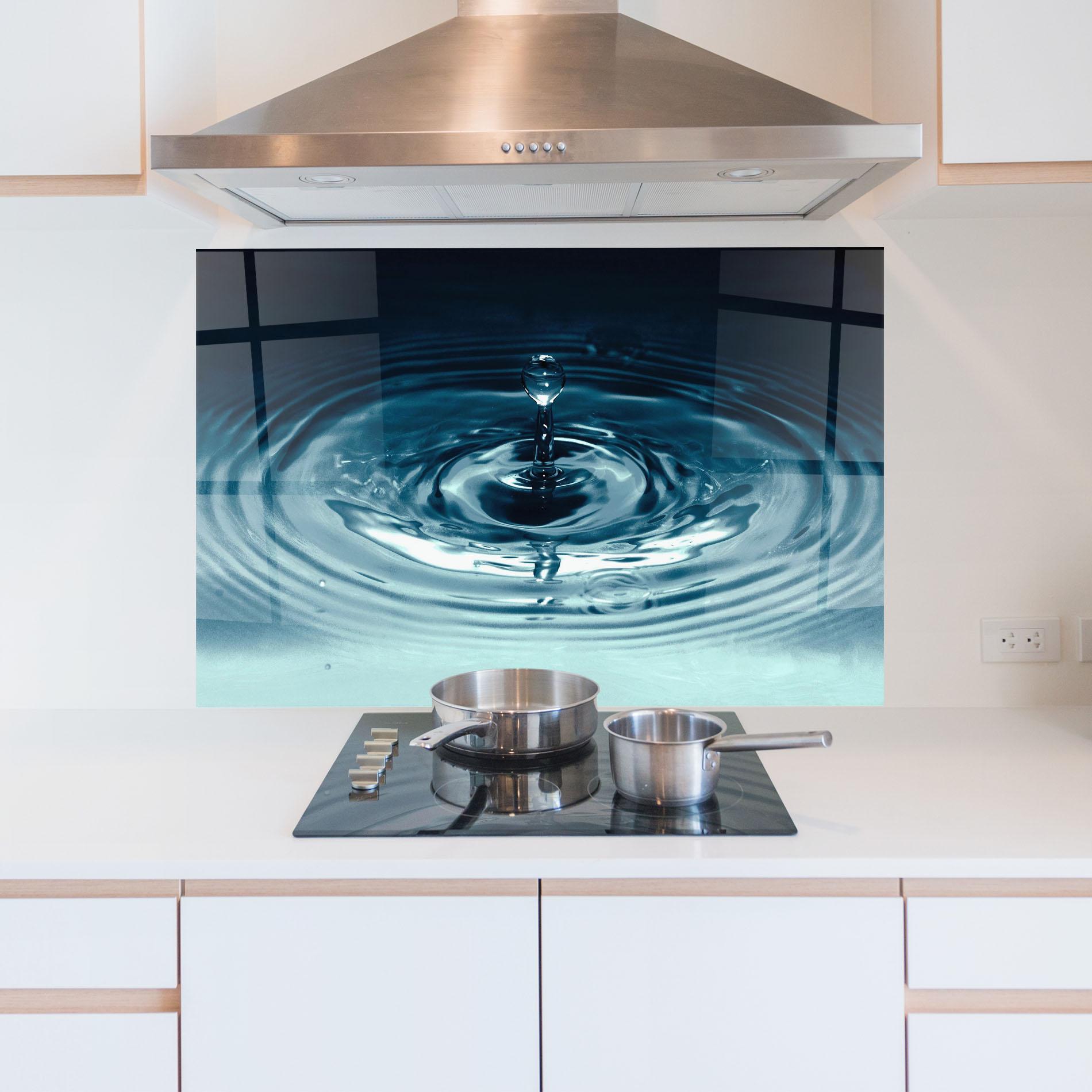 Küchenrückwand Glas Dark Blue Drop mockup 5