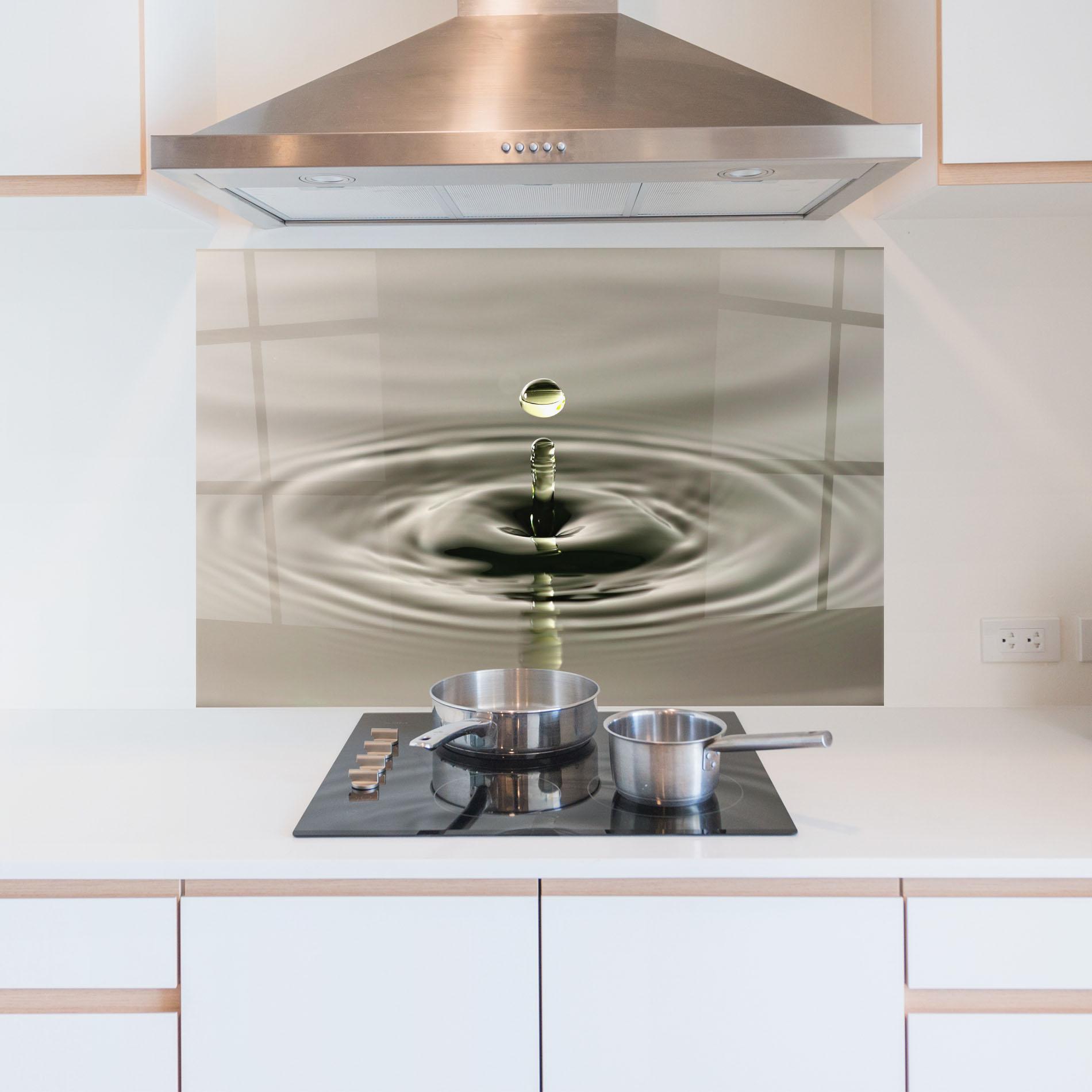 Küchenrückwand Glas Green Water Drop mockup 5