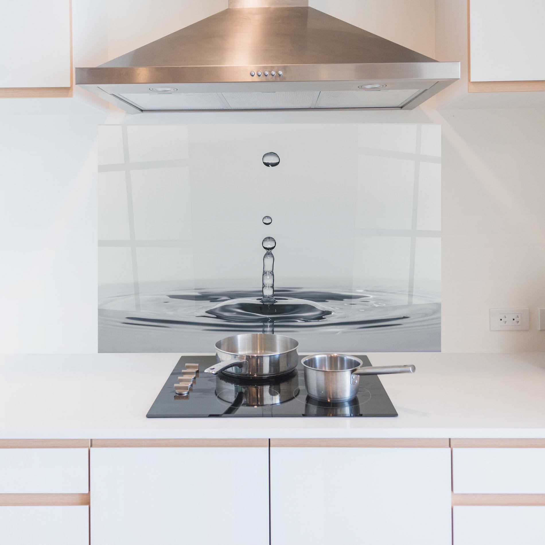 Küchenrückwand Glas Grey Water Drop mockup 5