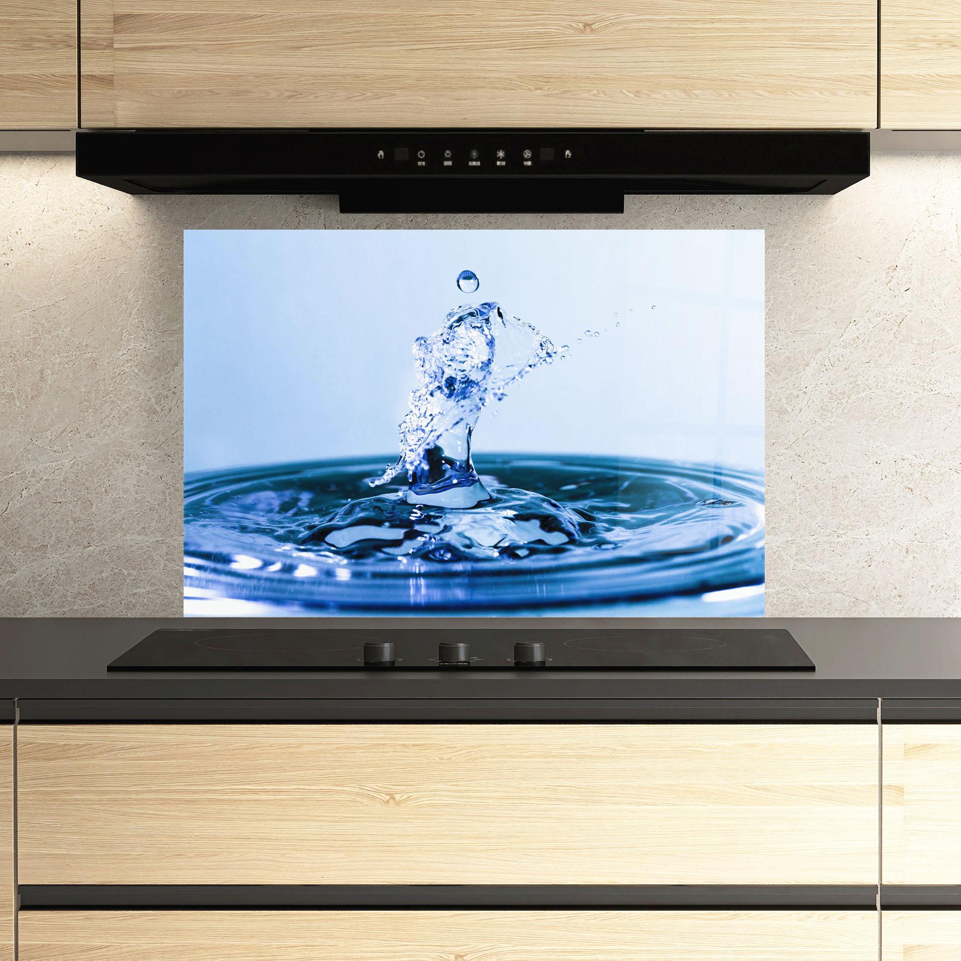 Küchenrückwand Glas Clear Water Splash mockup 3