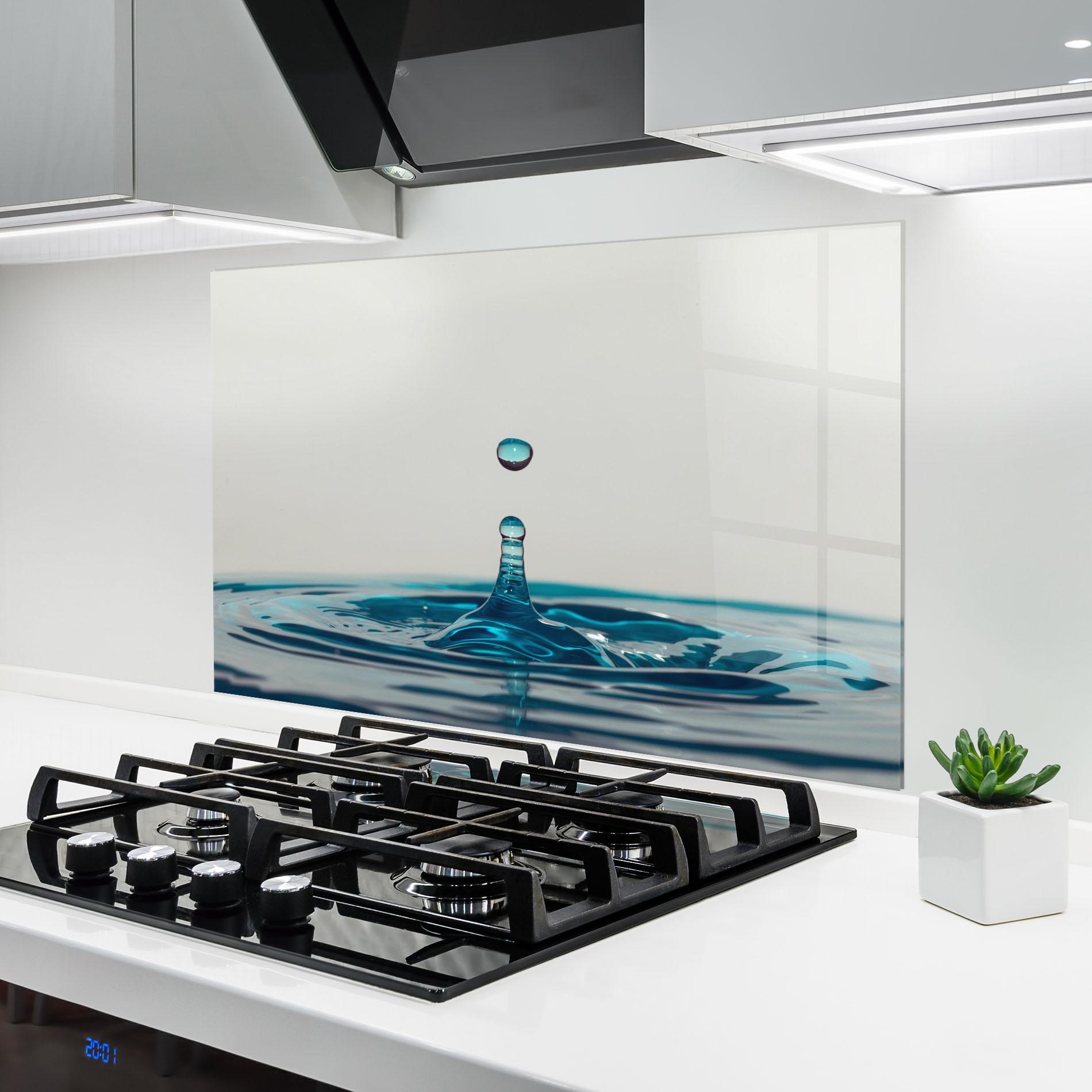 Küchenrückwand Glas Blue Water Drop mockup 6