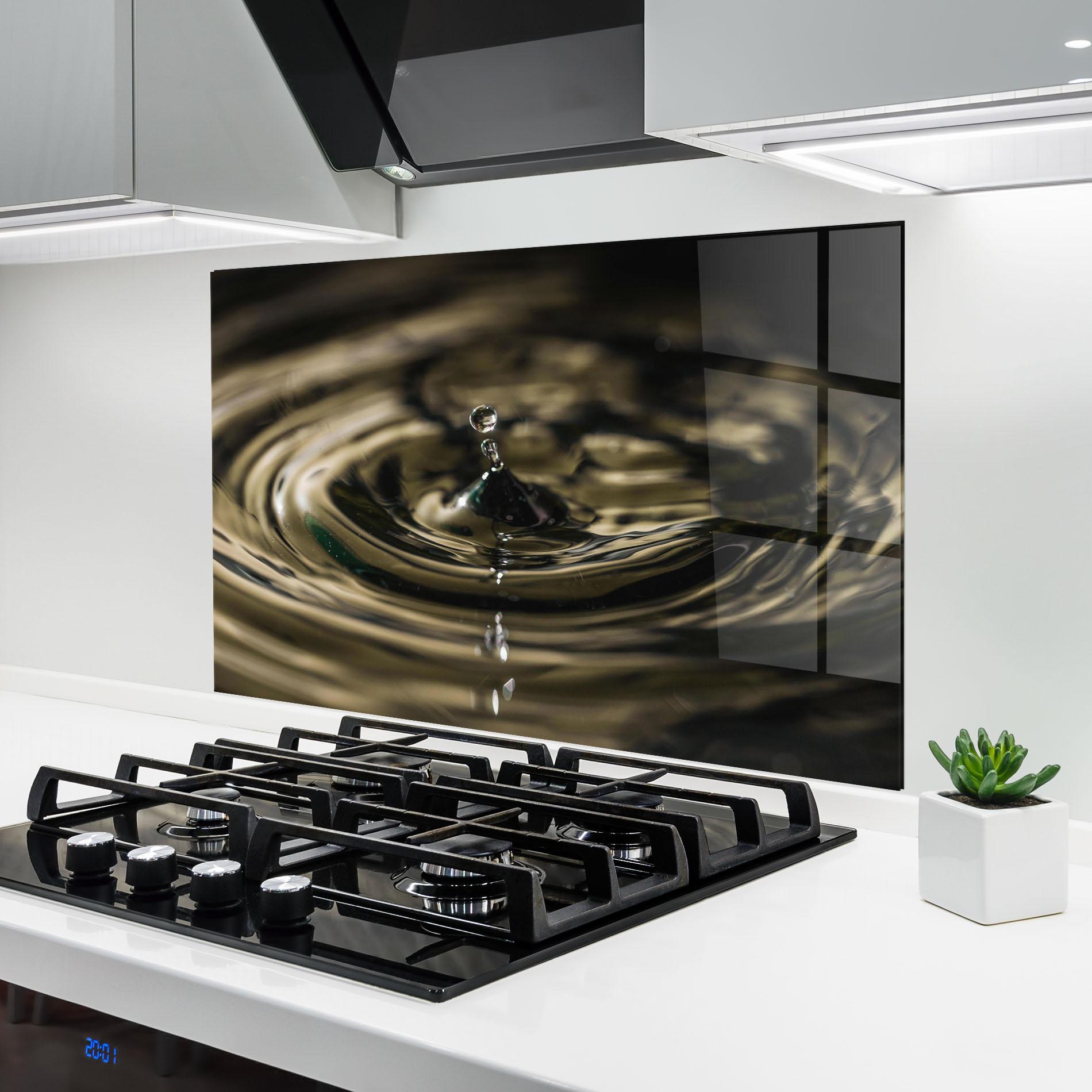 Küchenrückwand Glas Brown Water Drop mockup 6