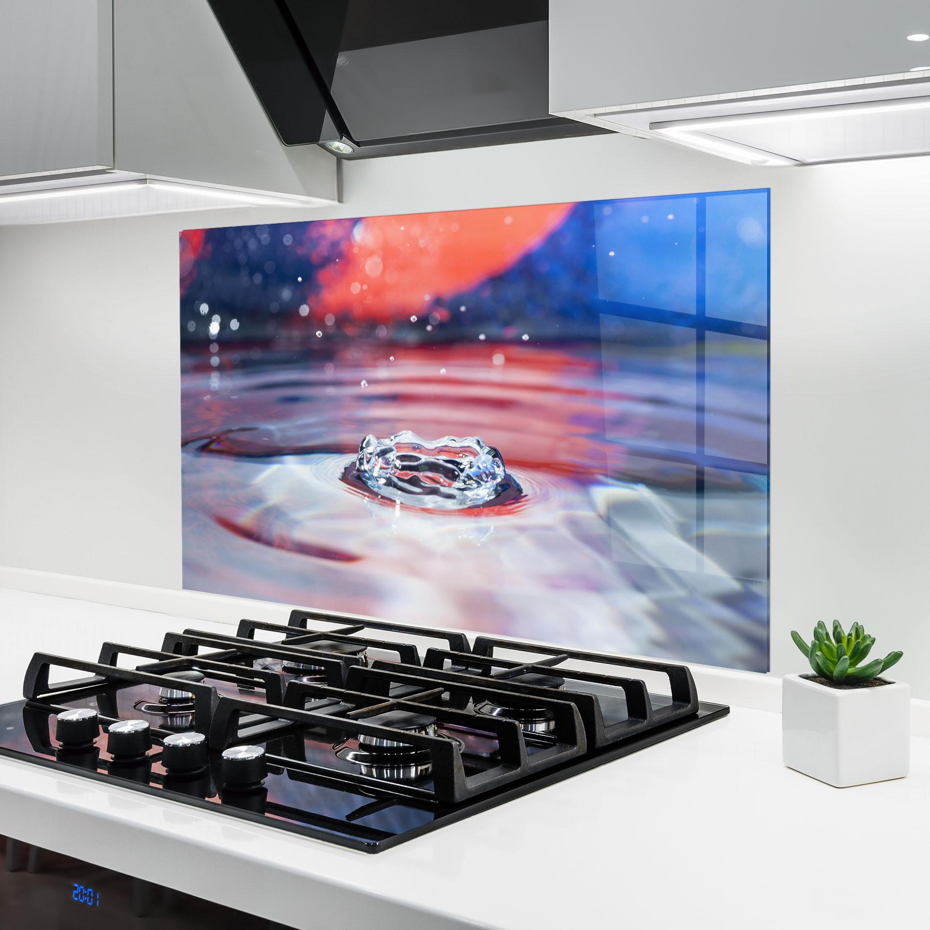 Küchenrückwand Glas Colorful Water Surface mockup 6