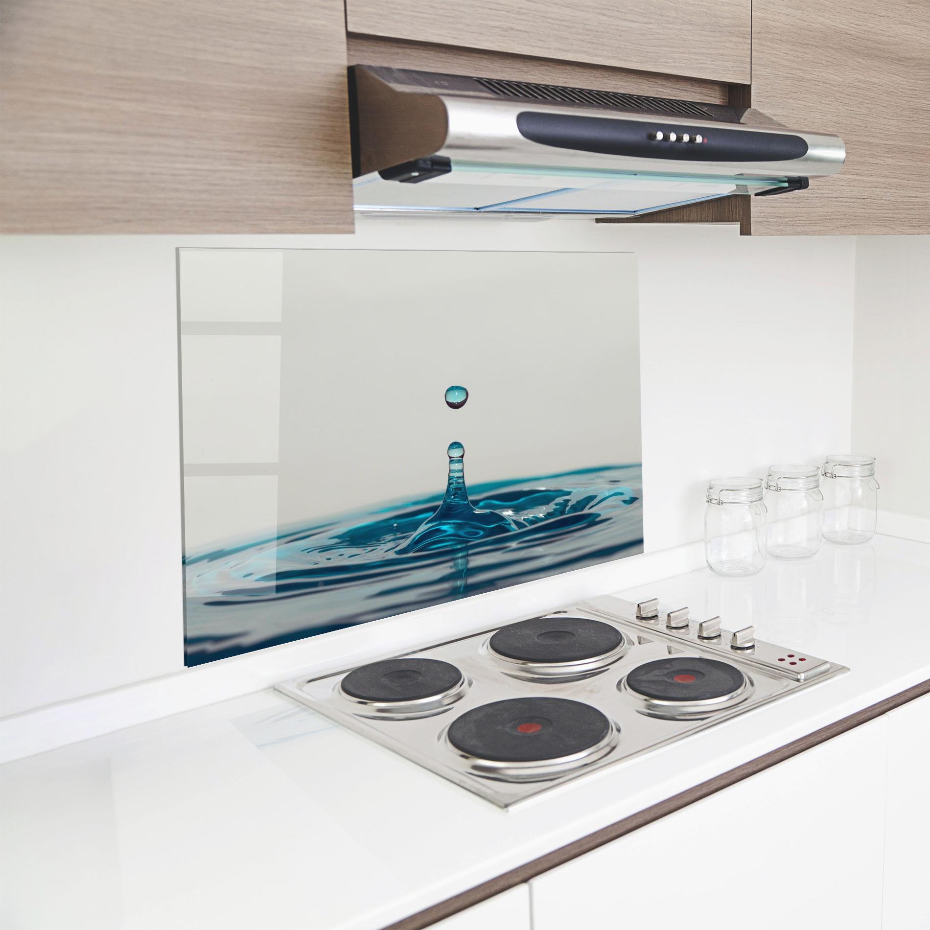 Küchenrückwand Glas Blue Water Drop mockup 8