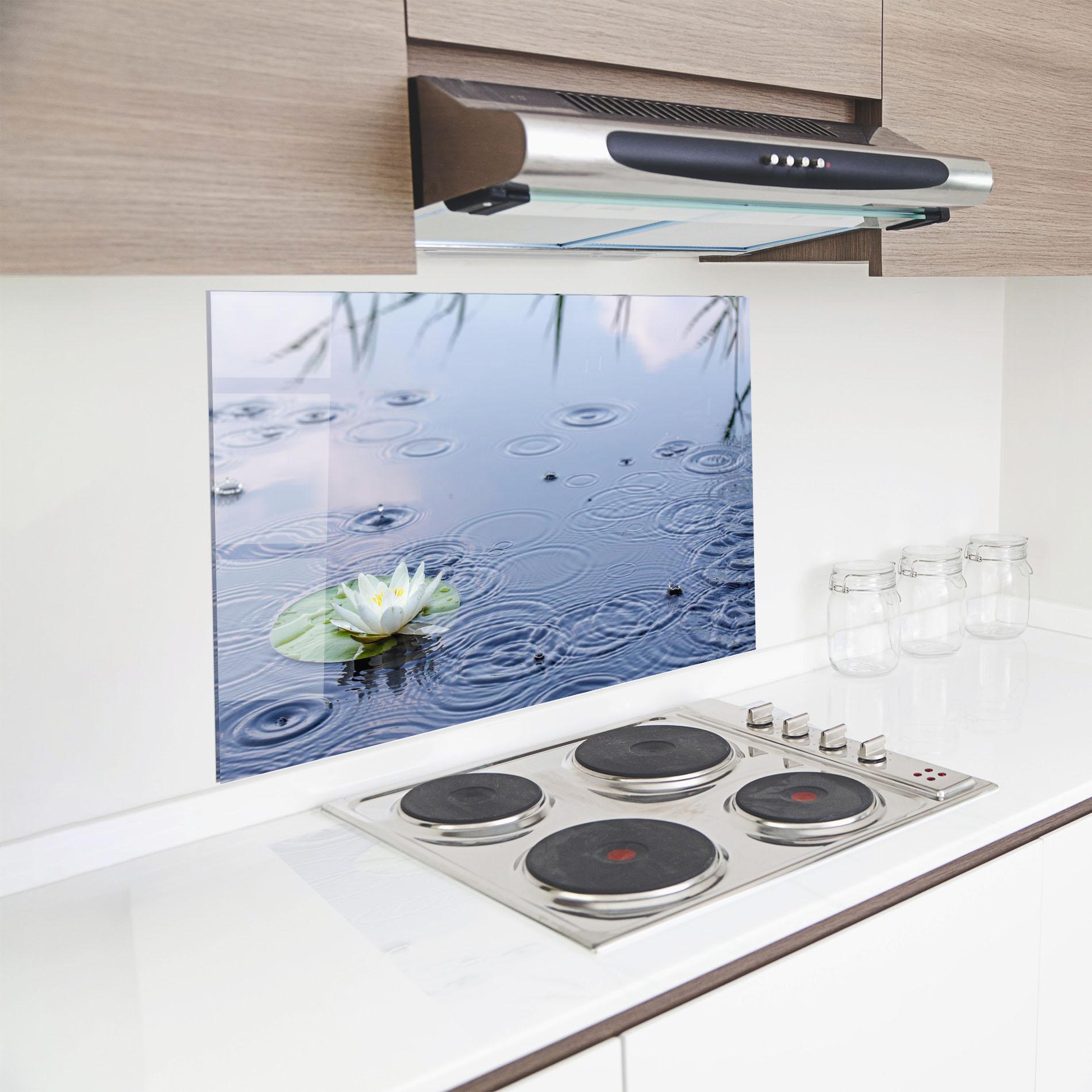 Küchenrückwand Glas Clear Lake Rain mockup 8