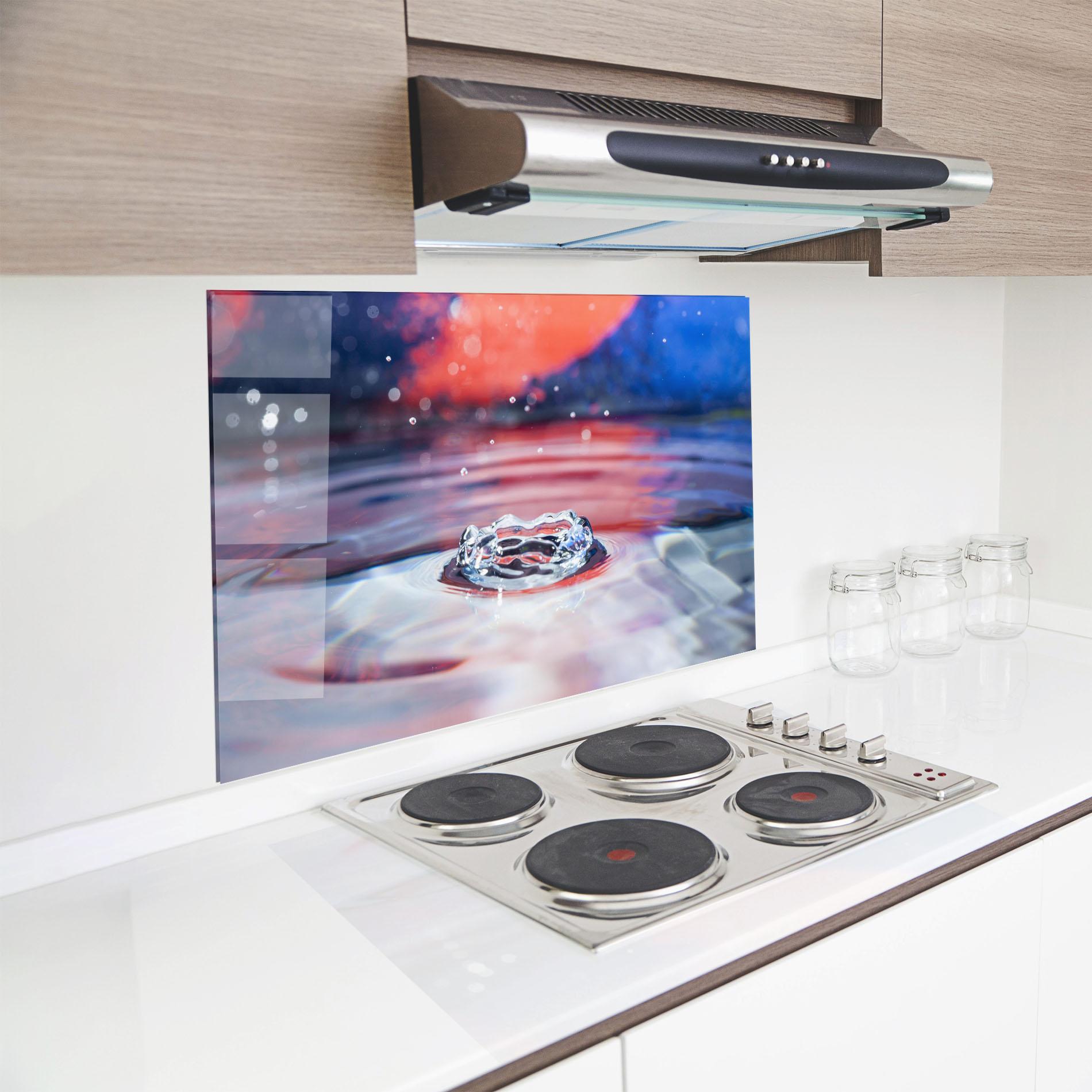 Küchenrückwand Glas Colorful Water Surface mockup 8