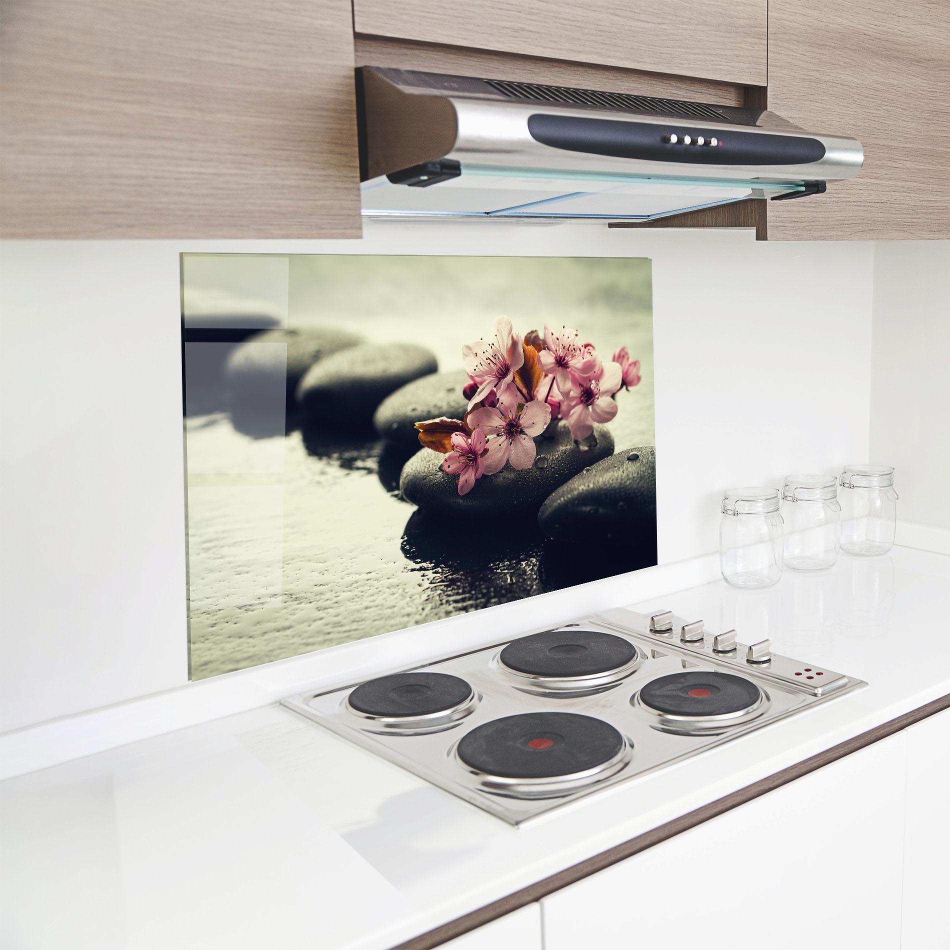 Küchenrückwand Glas Hot Spa Flowers mockup 8