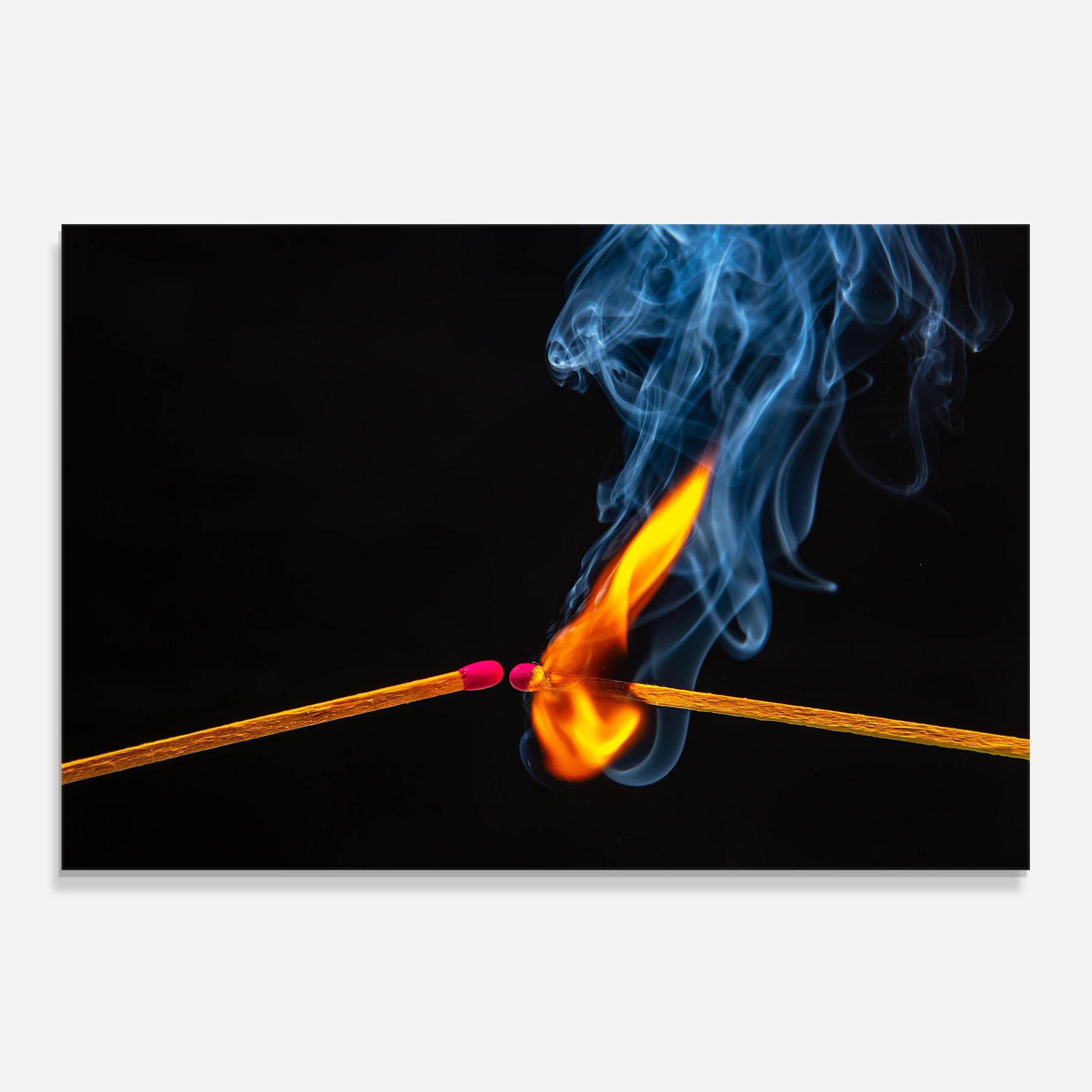 Küchenrückwand Glas Burning Smoking Match mockup 0
