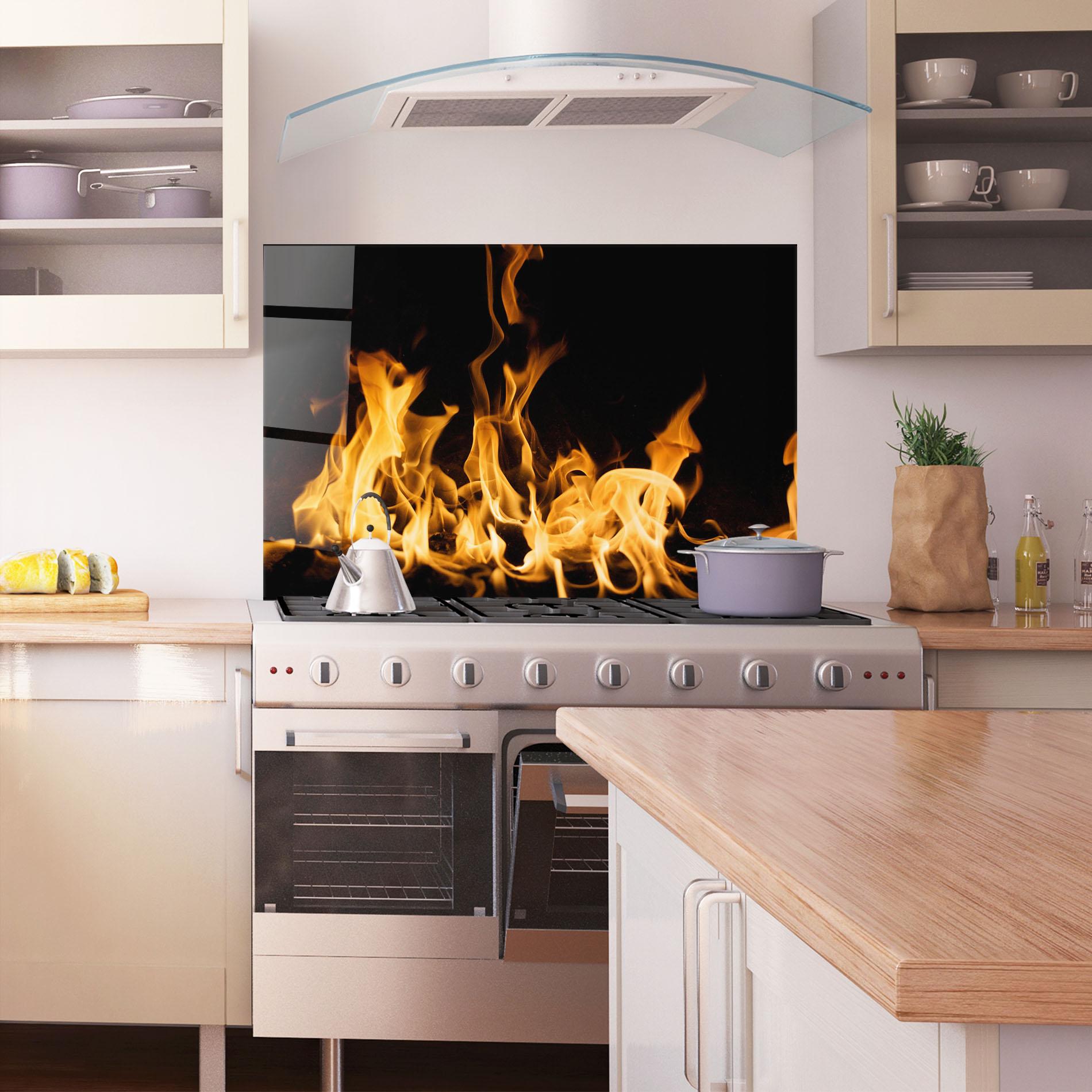 Küchenrückwand Glas Bright Flame mockup 1
