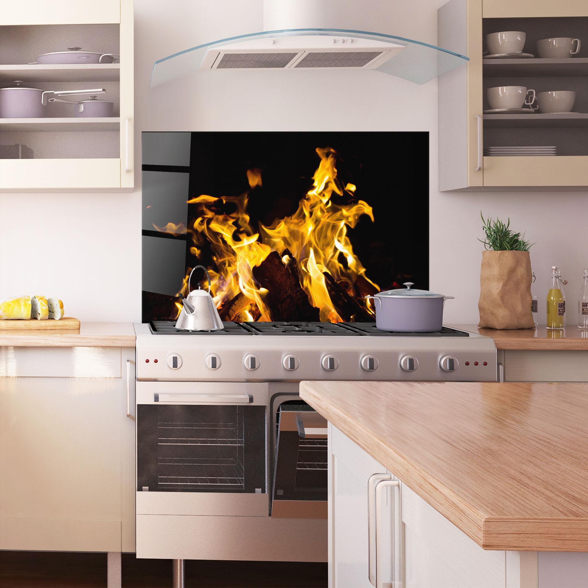Küchenrückwand Glas Fire Dance mockup 1