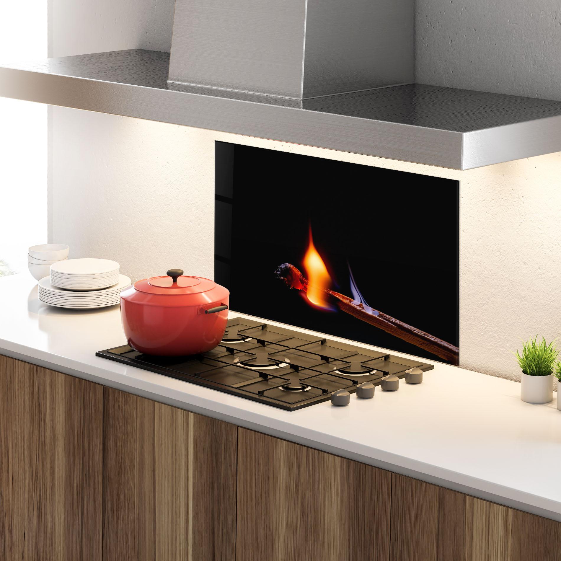 Küchenrückwand Glas Burning Matchsticks mockup 4