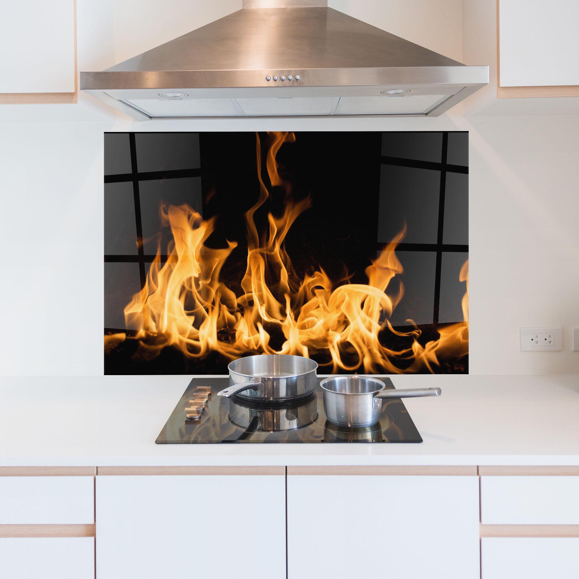 Küchenrückwand Glas Bright Flame mockup 5