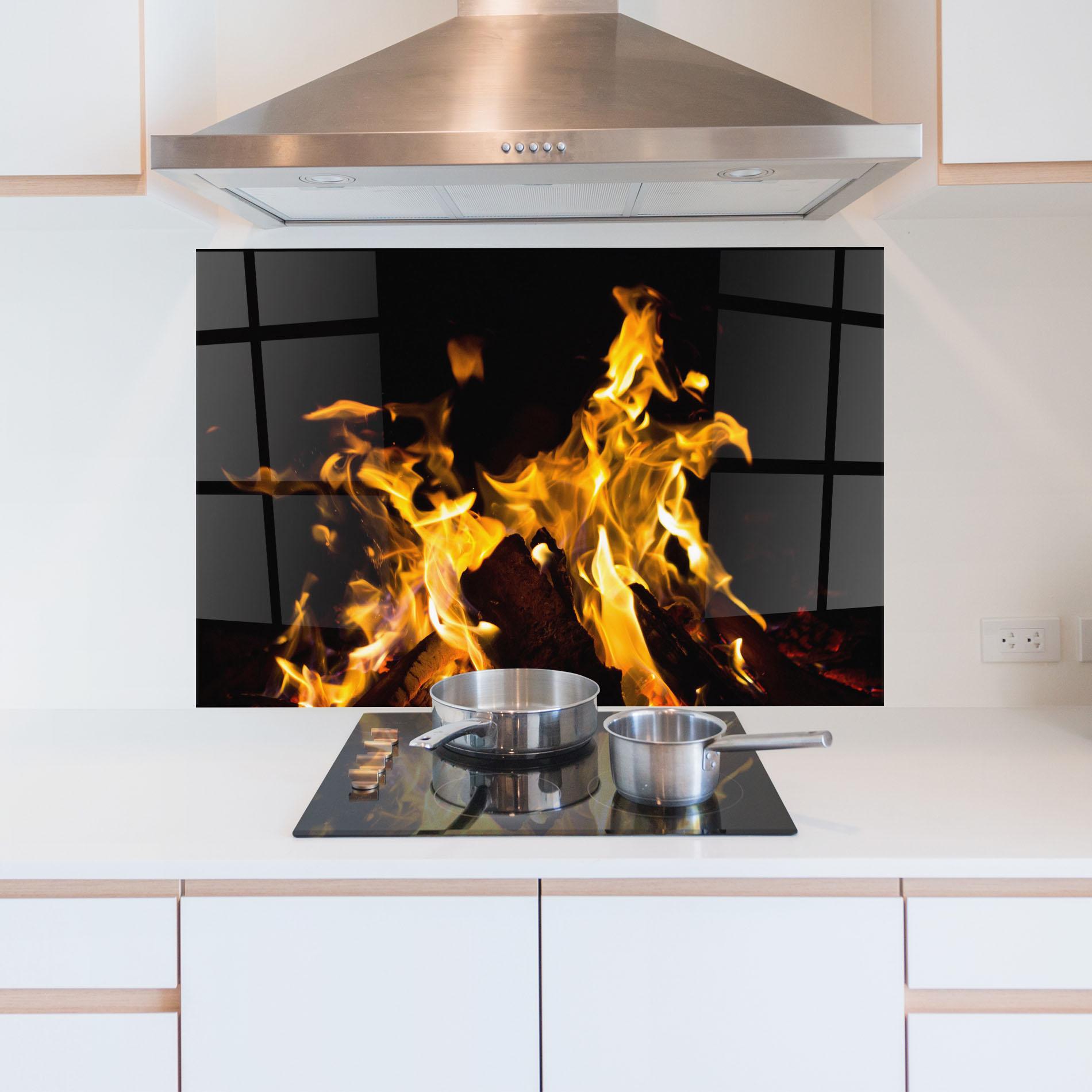 Küchenrückwand Glas Fire Dance mockup 5