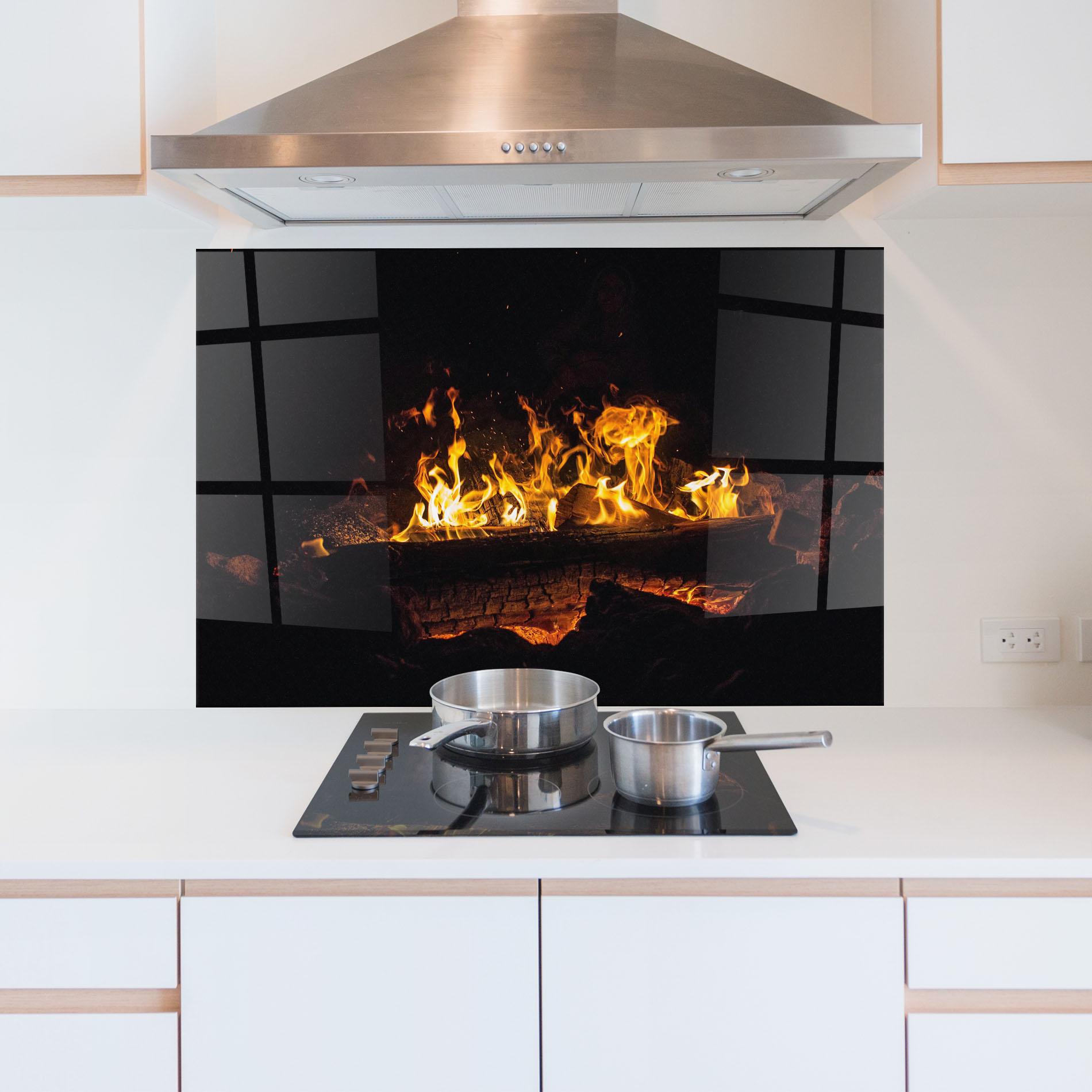 Küchenrückwand Glas Fire Wood mockup 5