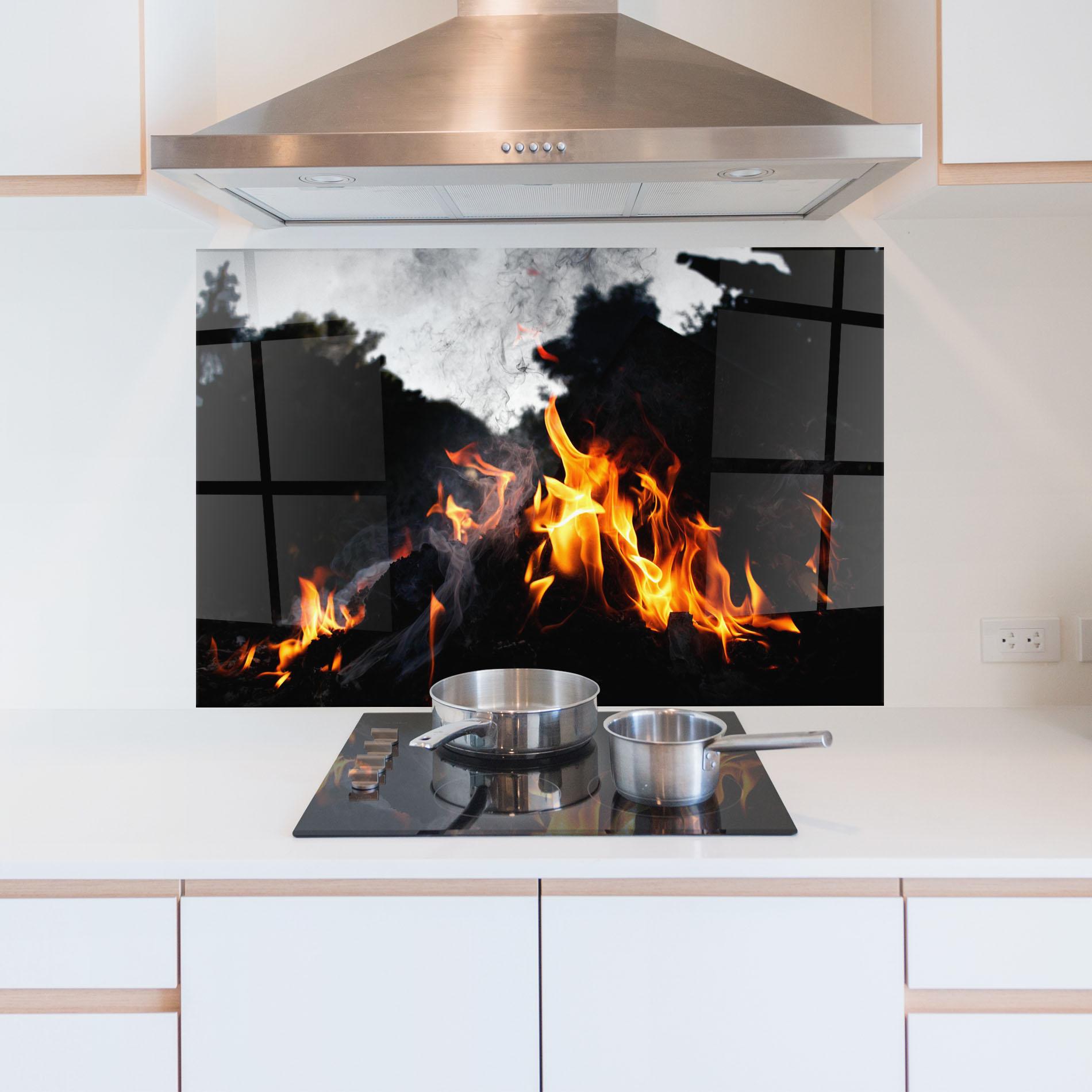 Küchenrückwand Glas Incendiary Light mockup 5