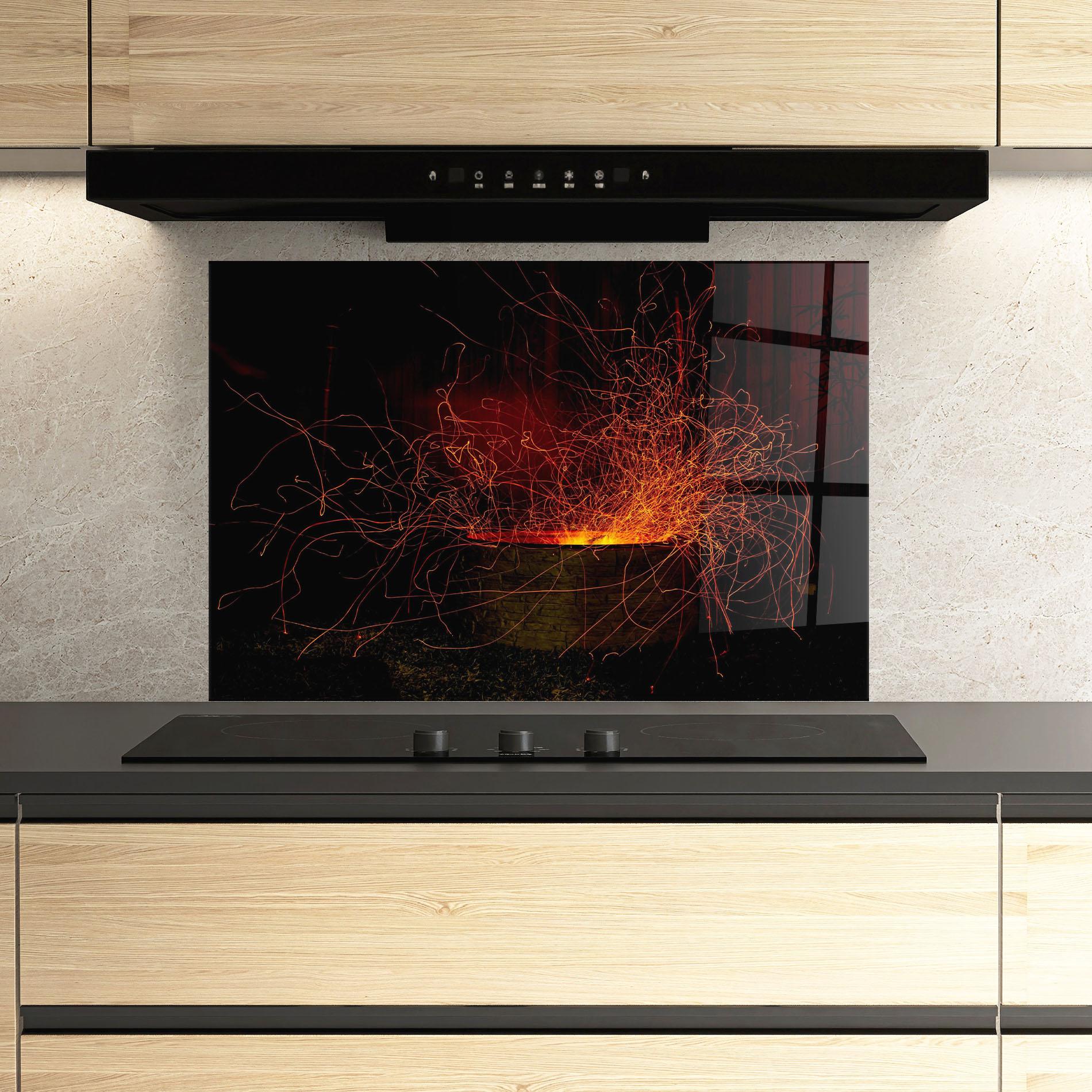 Küchenrückwand Glas Fire Drawing Effect mockup 3