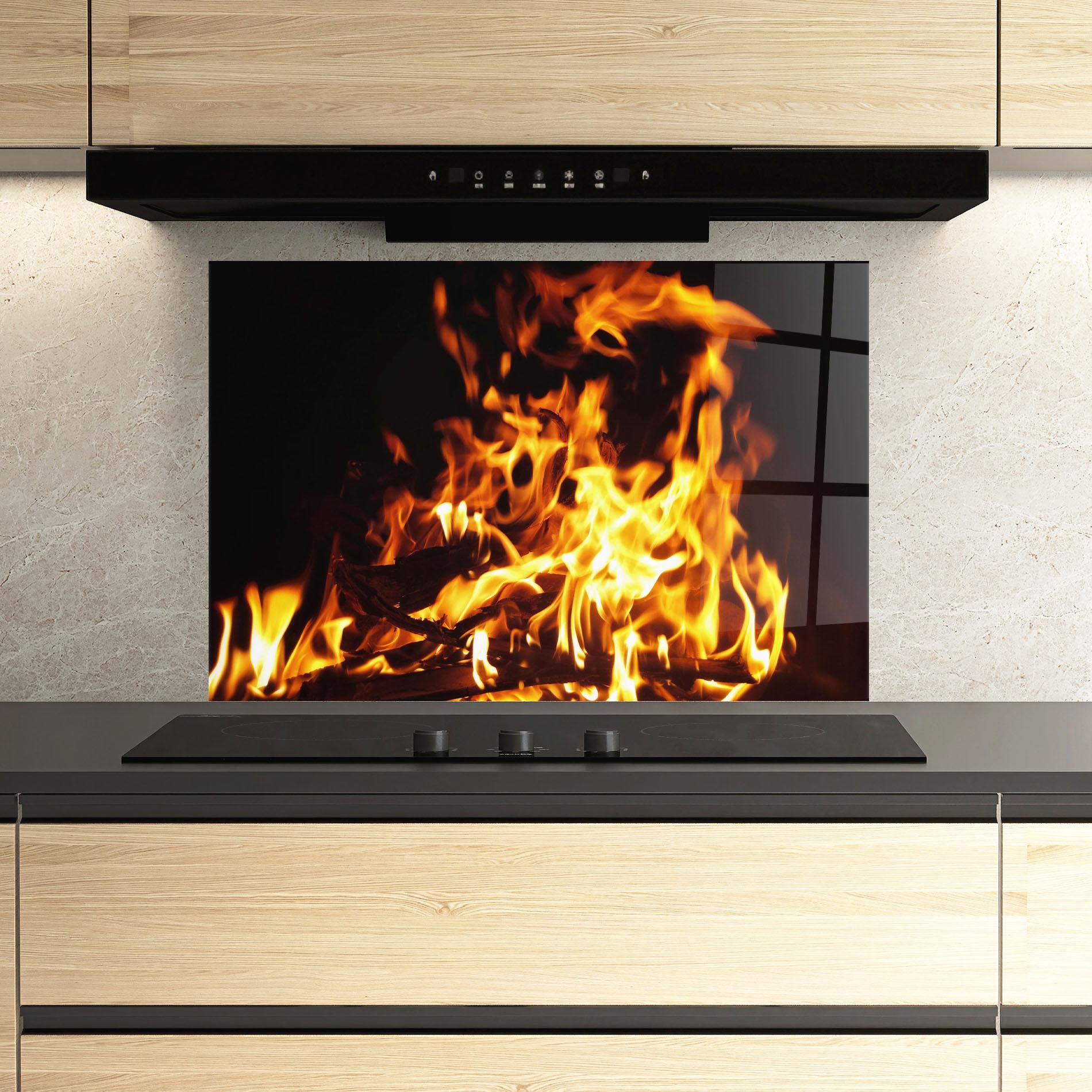 Küchenrückwand Glas Wild Fire Close Up mockup 3