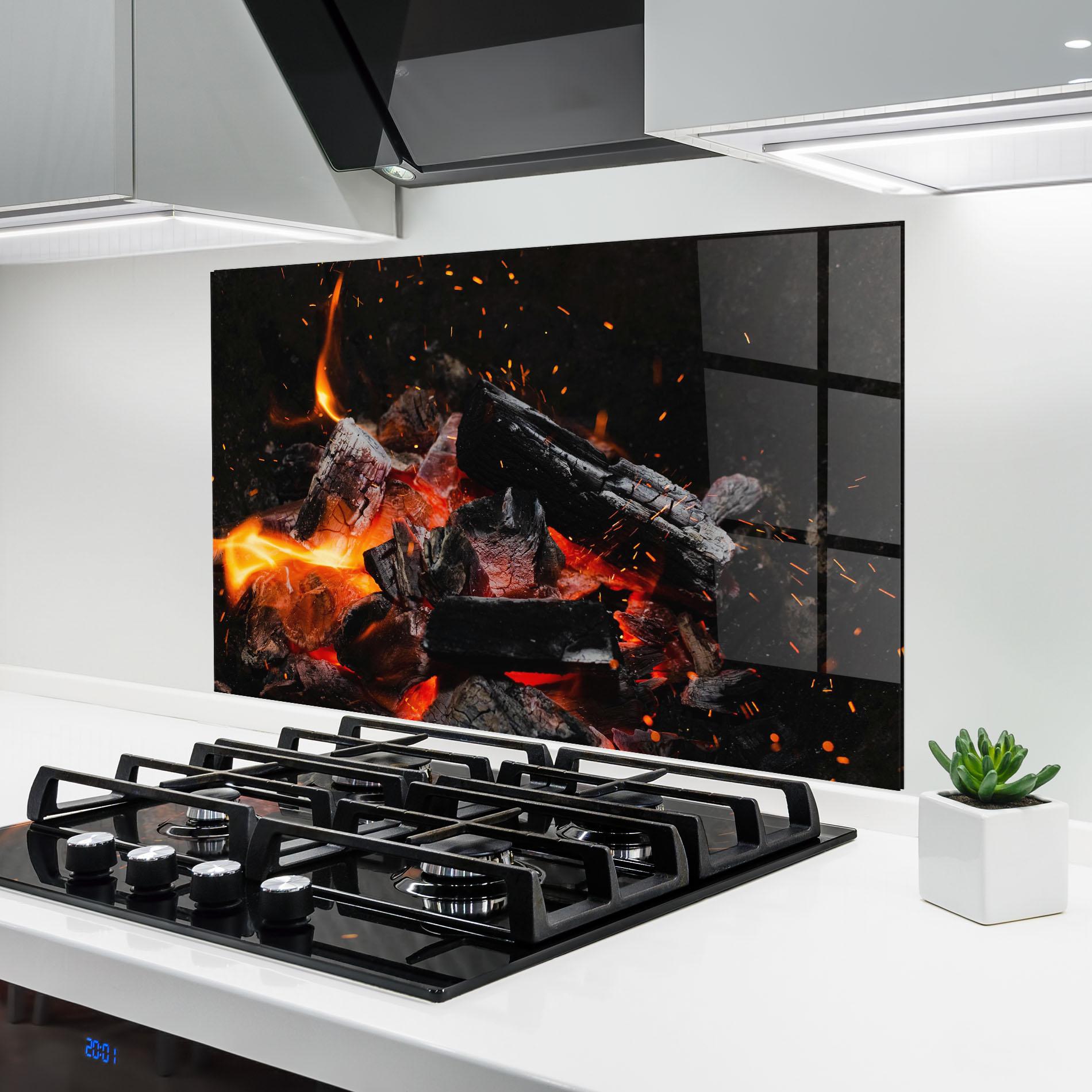 Küchenrückwand Glas Inferno Scorch mockup 6