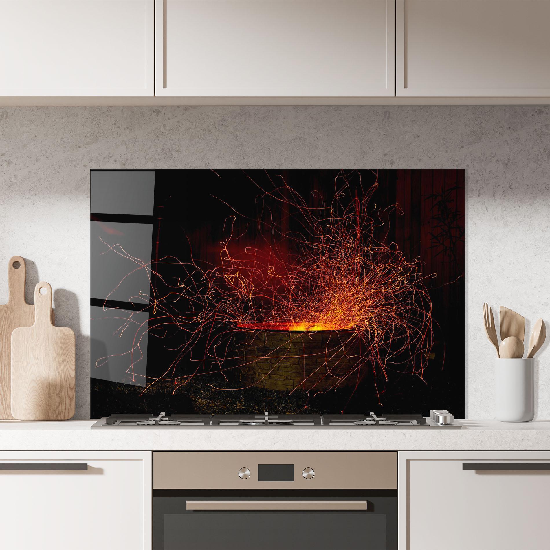 Küchenrückwand Glas Fire Drawing Effect mockup 7