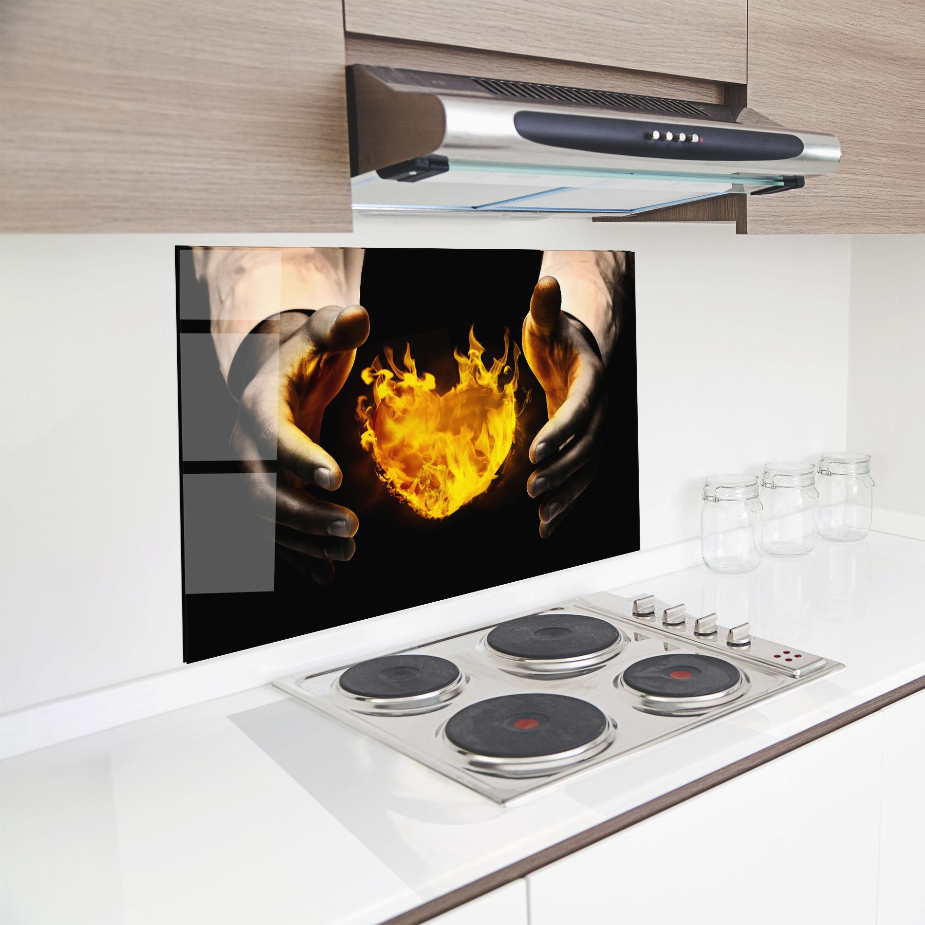 Küchenrückwand Glas Fire Heart mockup 8