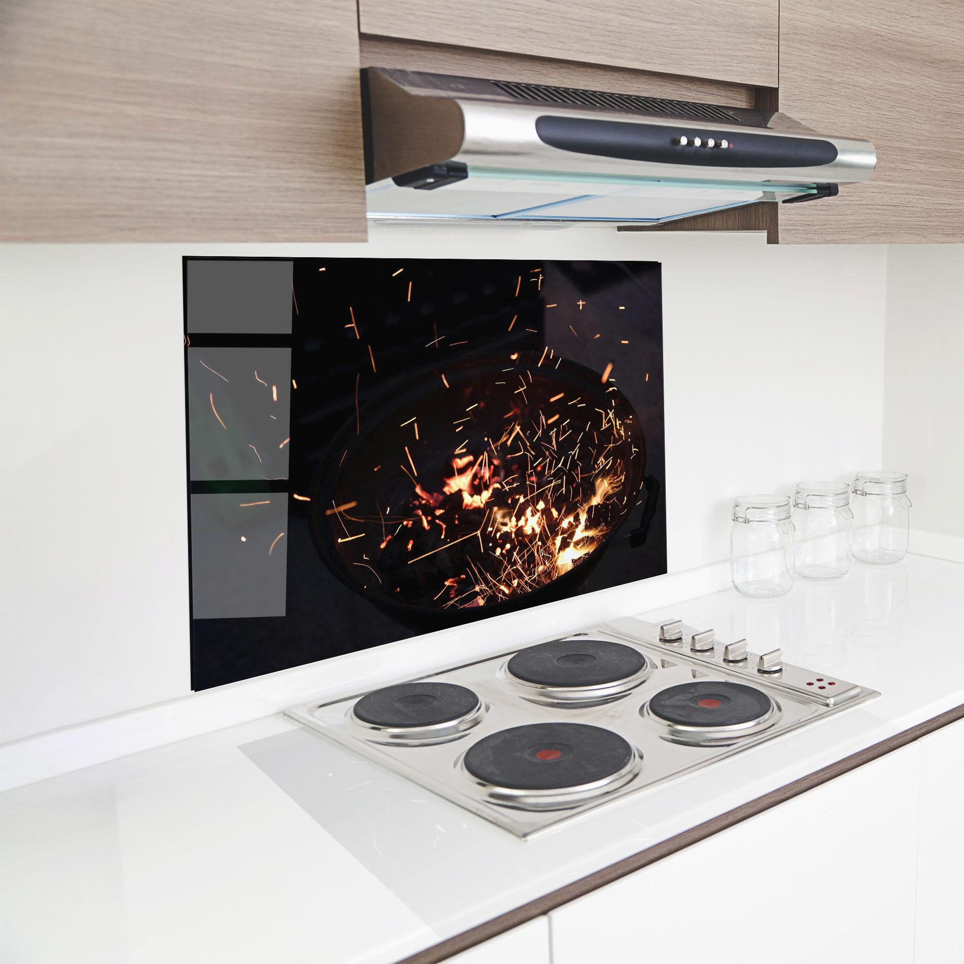 Küchenrückwand Glas Fire Little Lights mockup 8