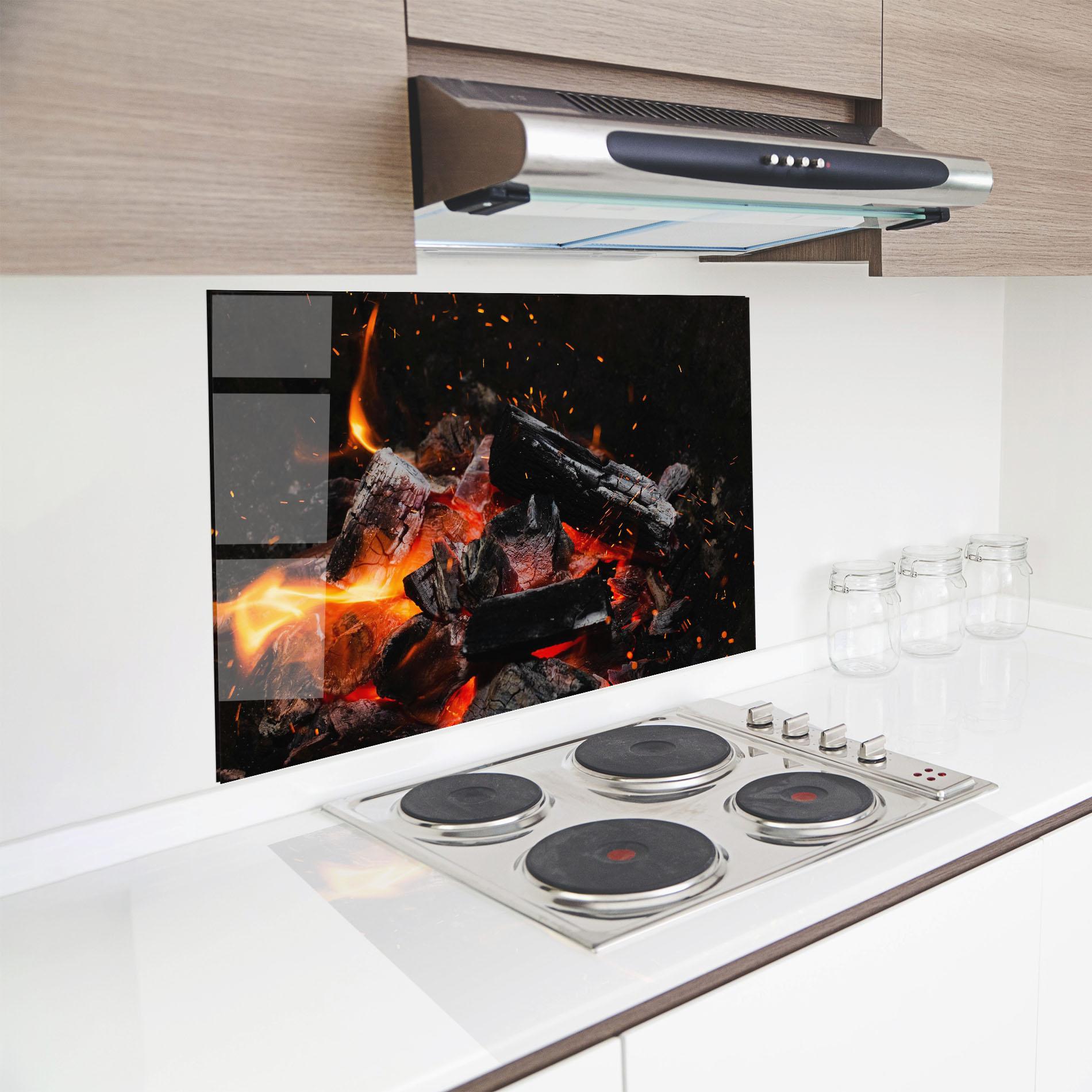 Küchenrückwand Glas Inferno Scorch mockup 8