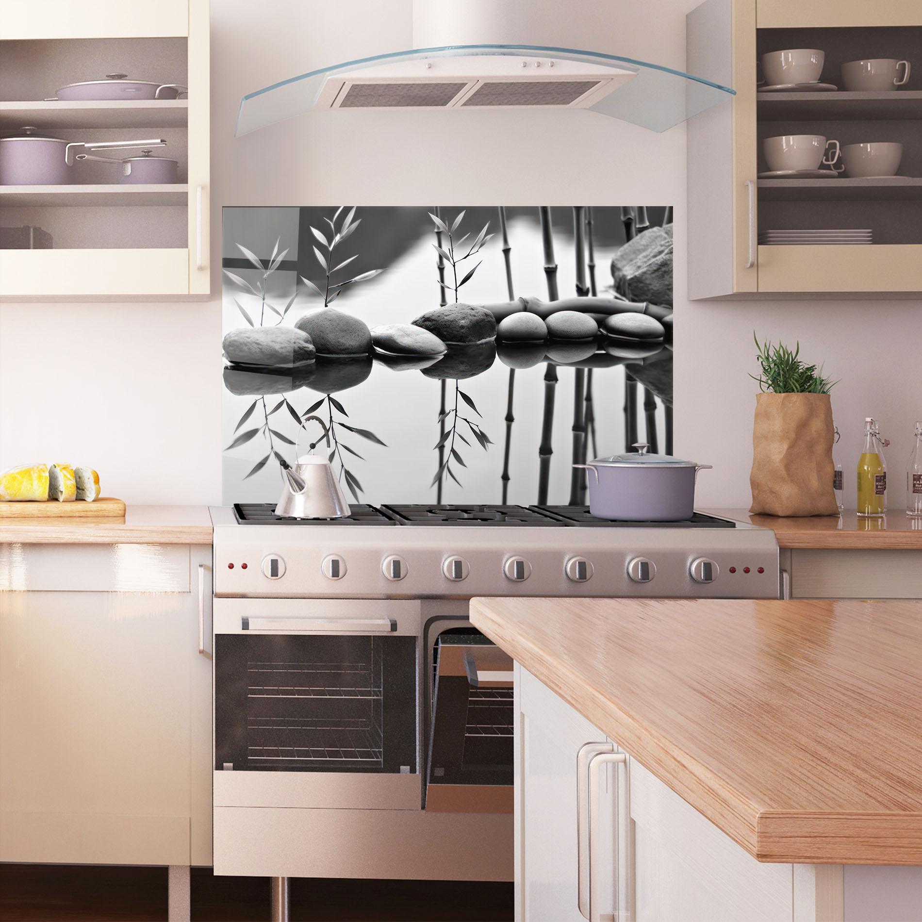 Küchenrückwand Glas Bamboo Lake mockup 1