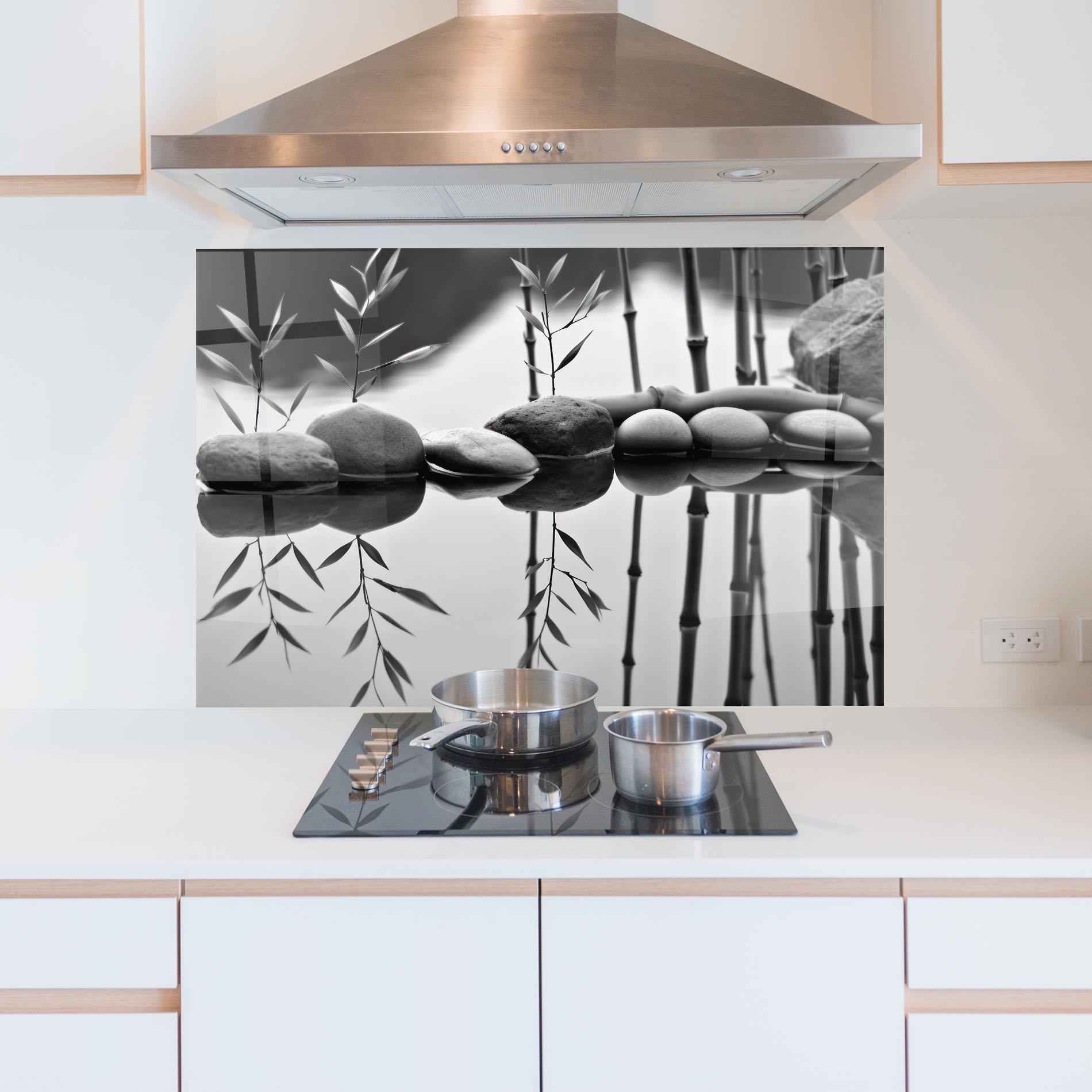 Küchenrückwand Glas Bamboo Lake mockup 5