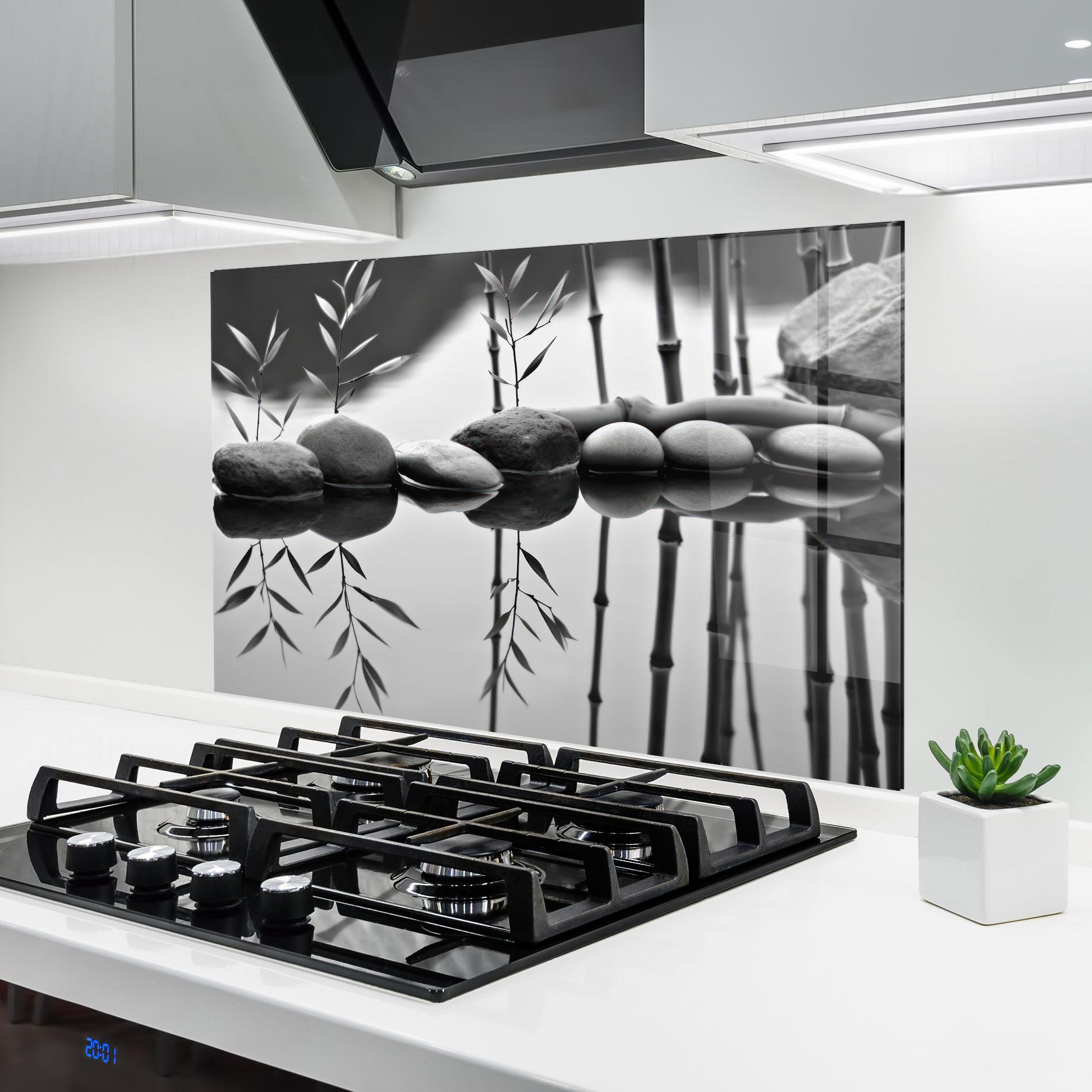 Küchenrückwand Glas Bamboo Lake mockup 6
