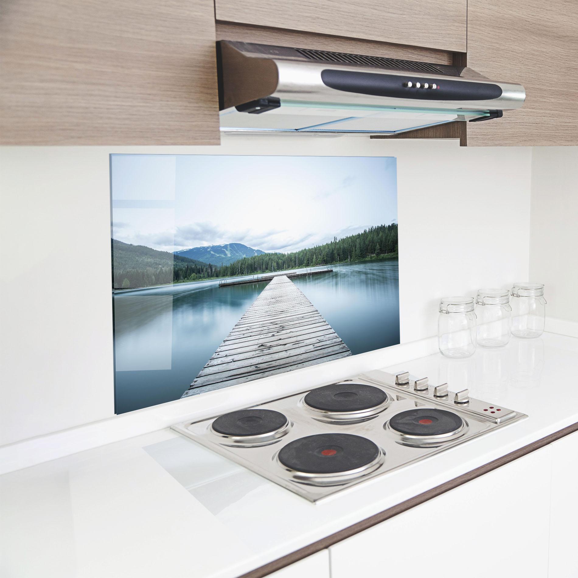 Küchenrückwand Glas Lake Bridge View mockup 8