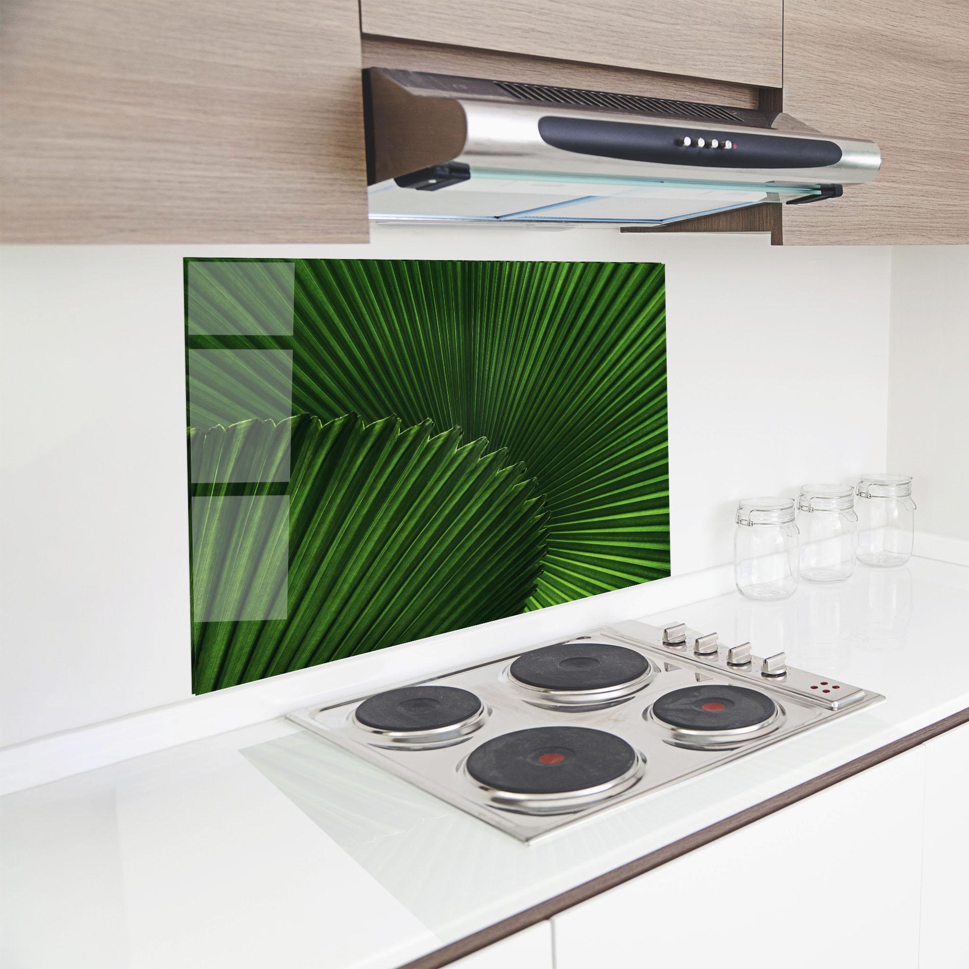 Küchenrückwand Glas Strong Green Leaf Art mockup 8