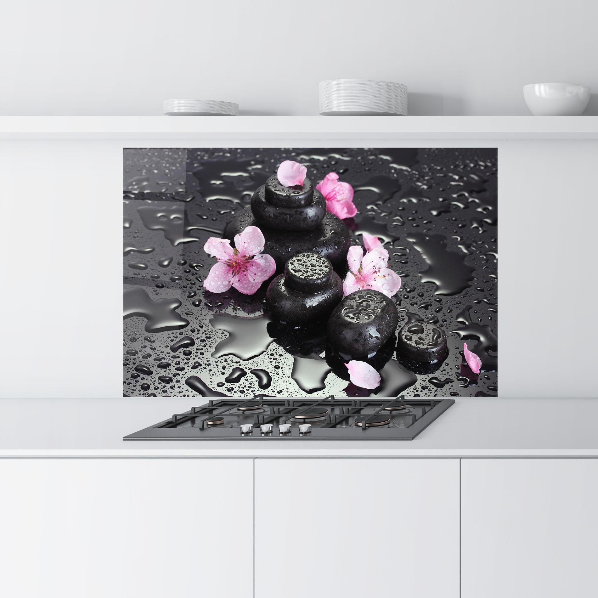 Küchenrückwand Glas Pretty Flower Stones mockup 9