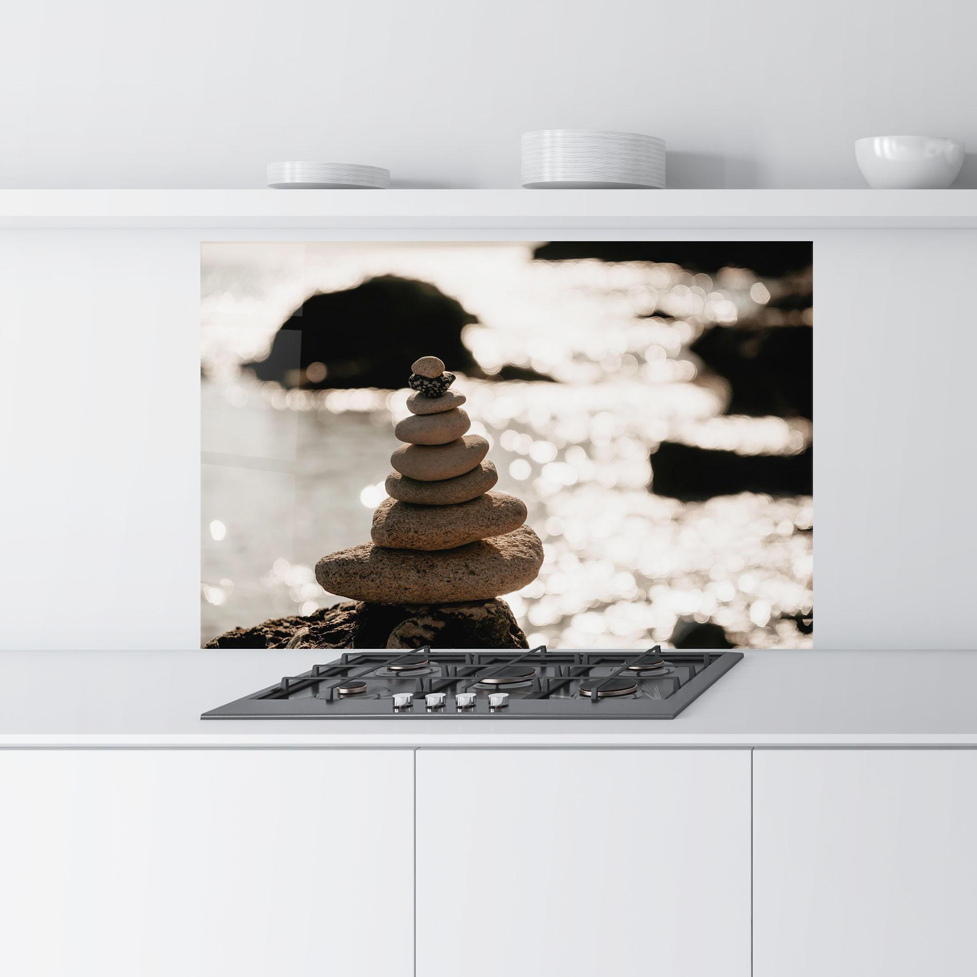 Küchenrückwand Glas Pyramid Stones mockup 9