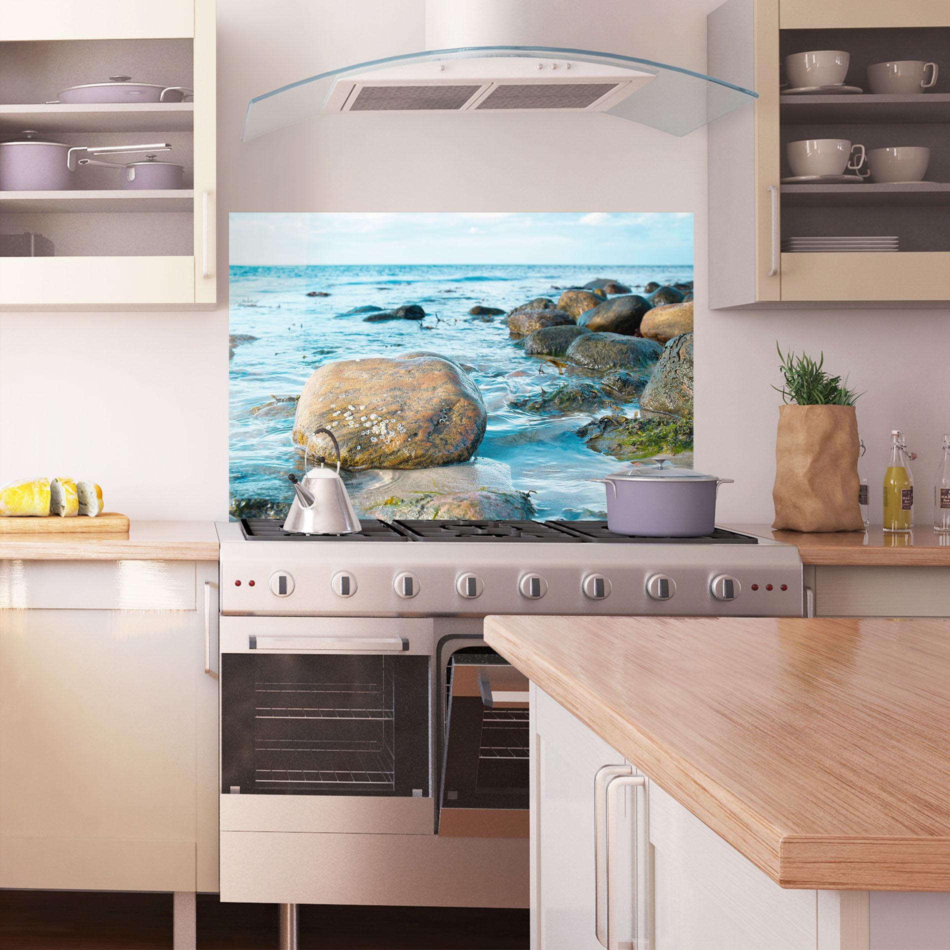 Küchenrückwand Glas Beach Stones mockup 1
