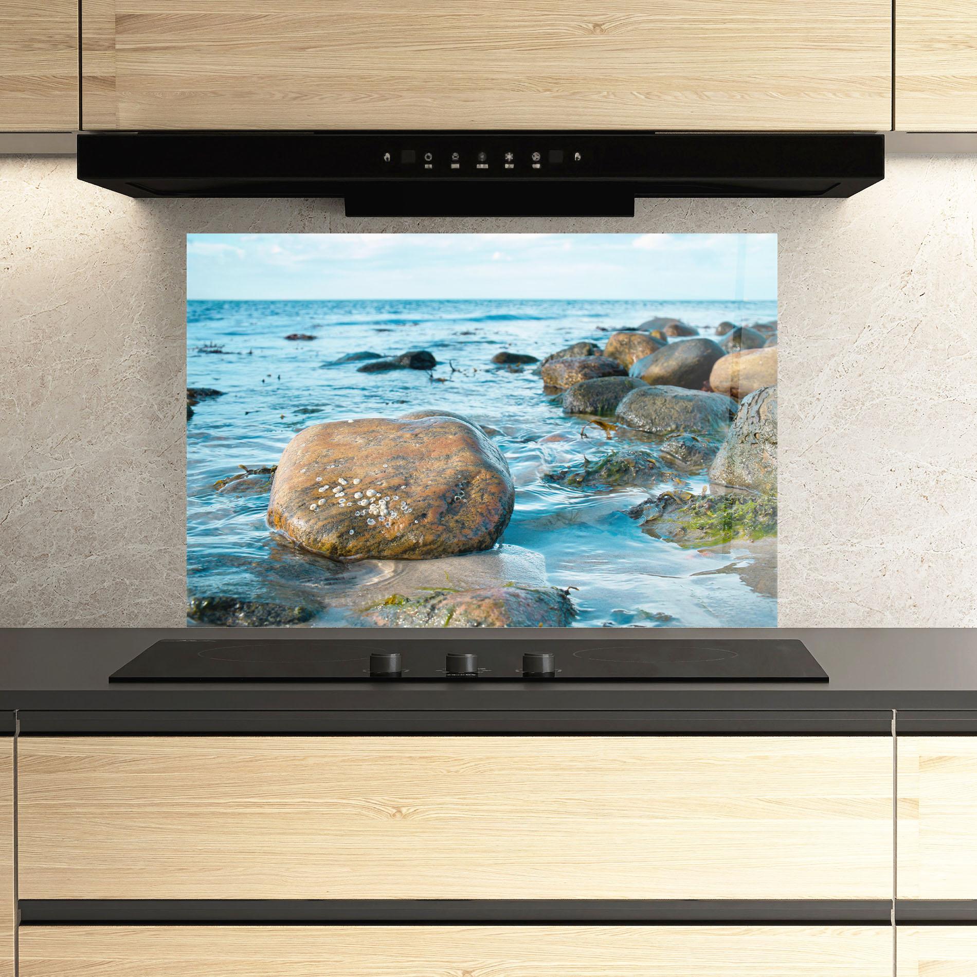 Küchenrückwand Glas Beach Stones mockup 3