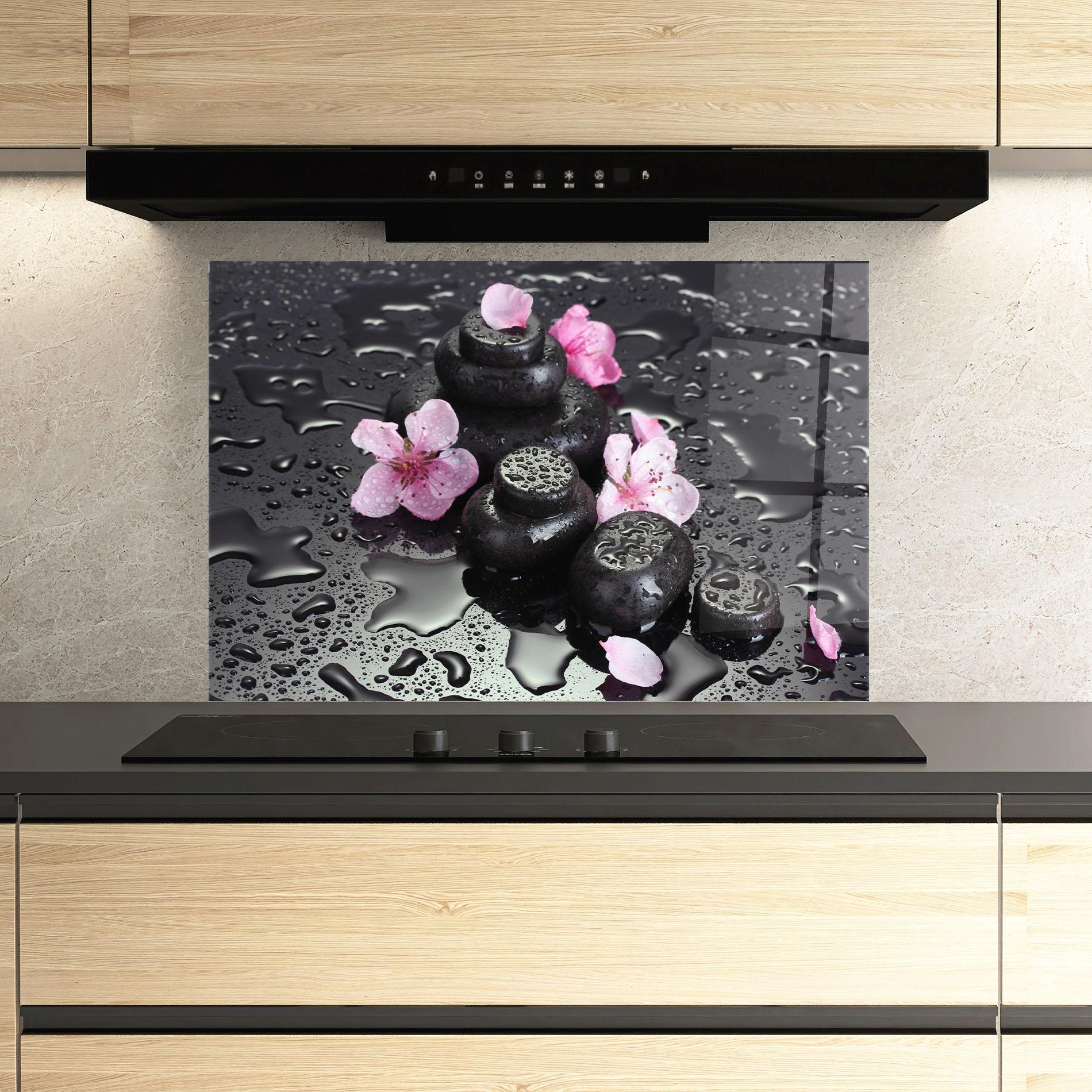 Küchenrückwand Glas Pretty Flower Stones mockup 3