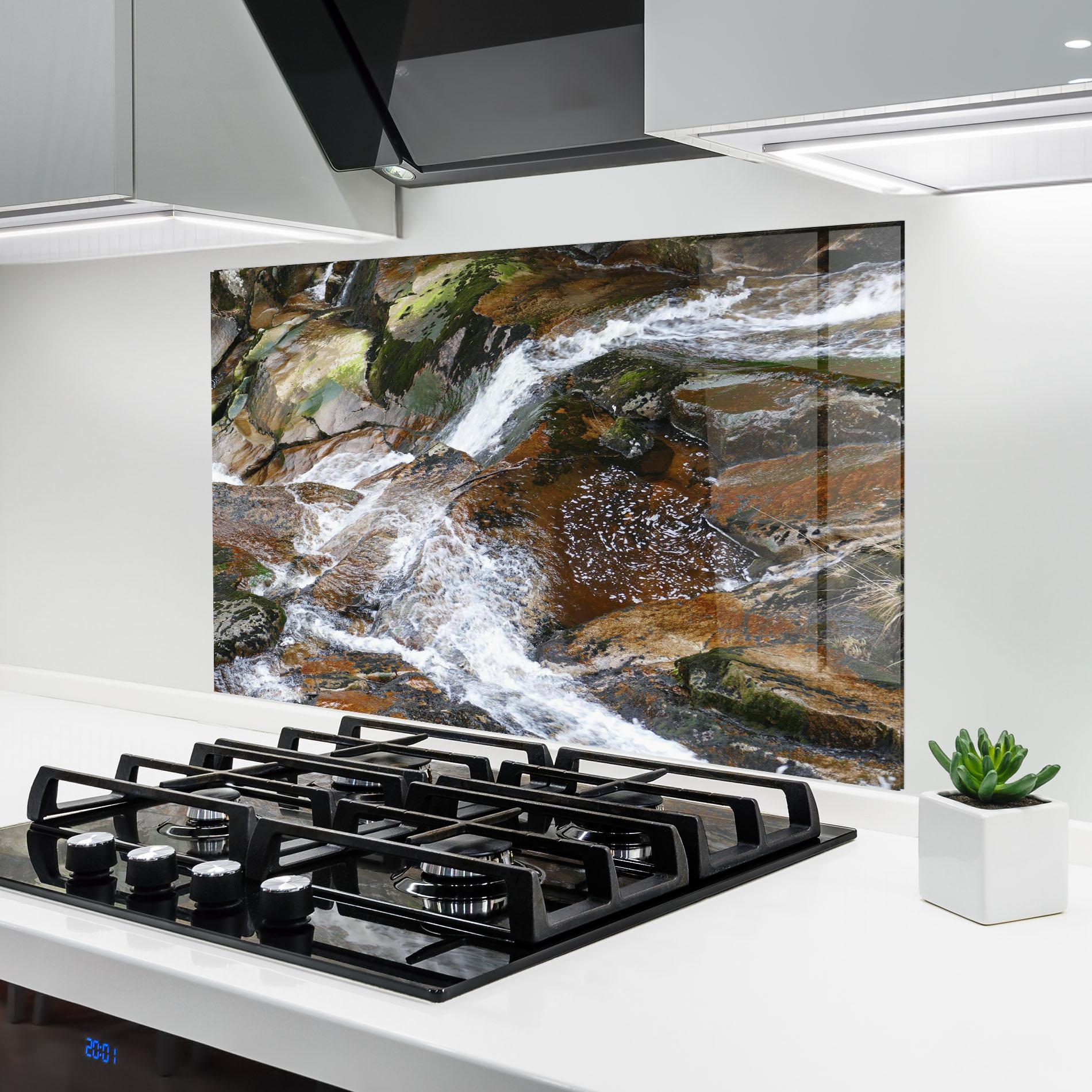 Küchenrückwand Glas Forest Peace mockup 6