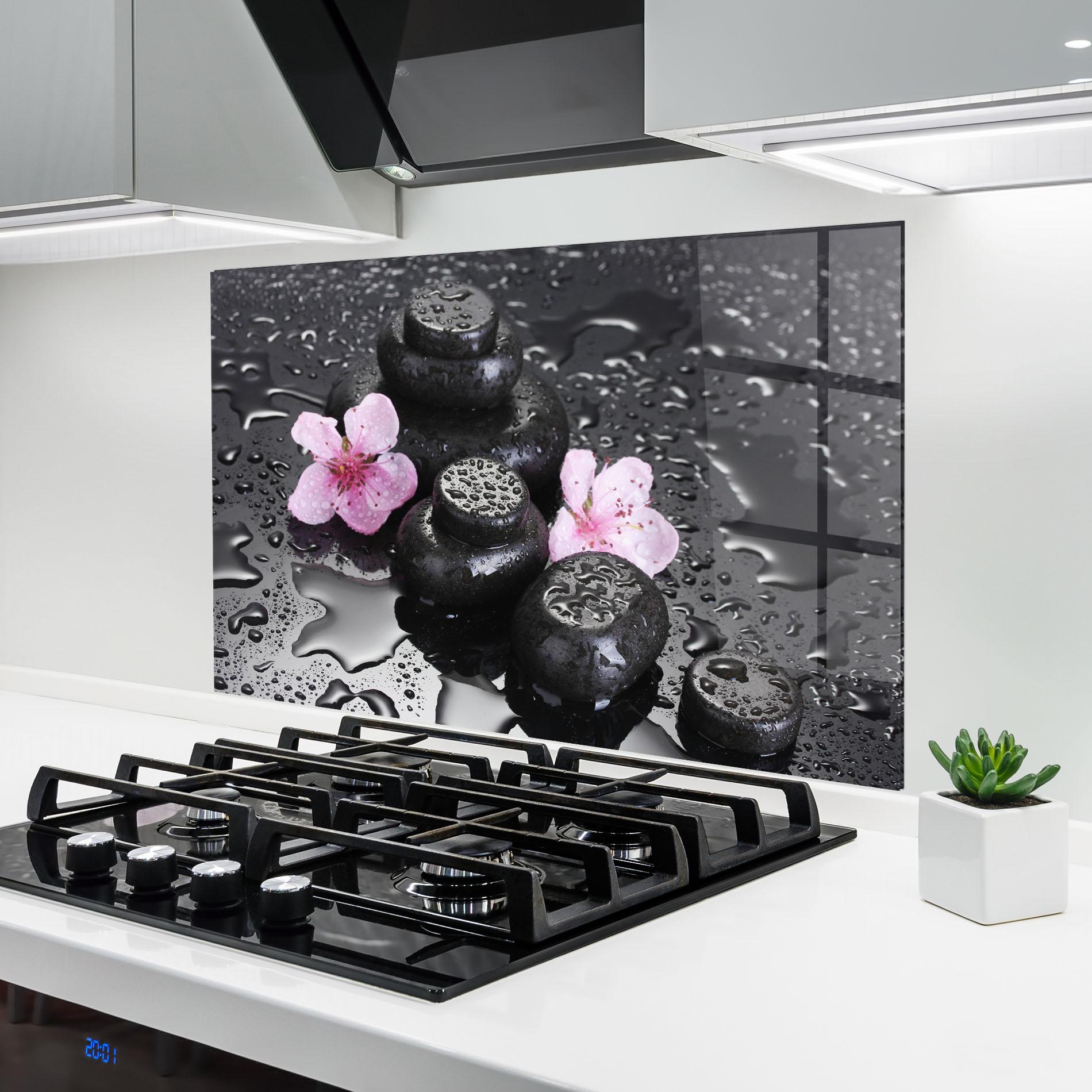Küchenrückwand Glas Sakura Stones mockup 6